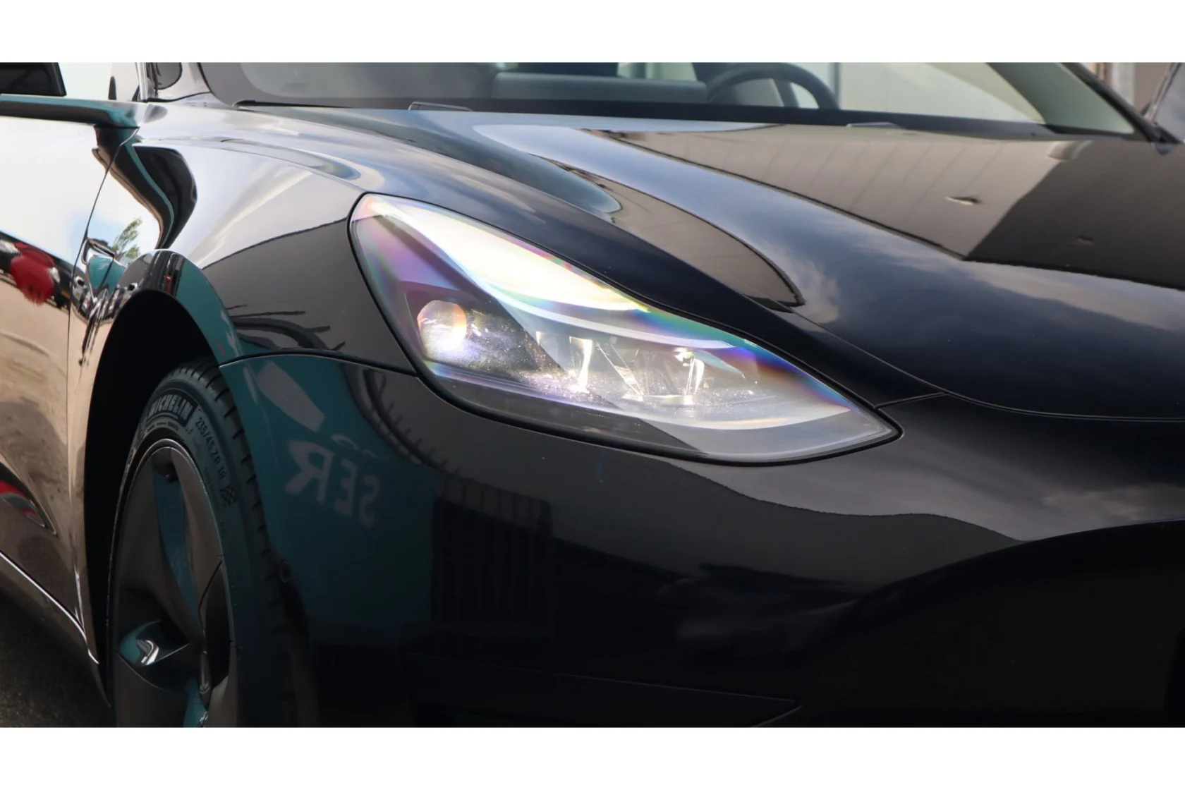 Tesla-Model 3