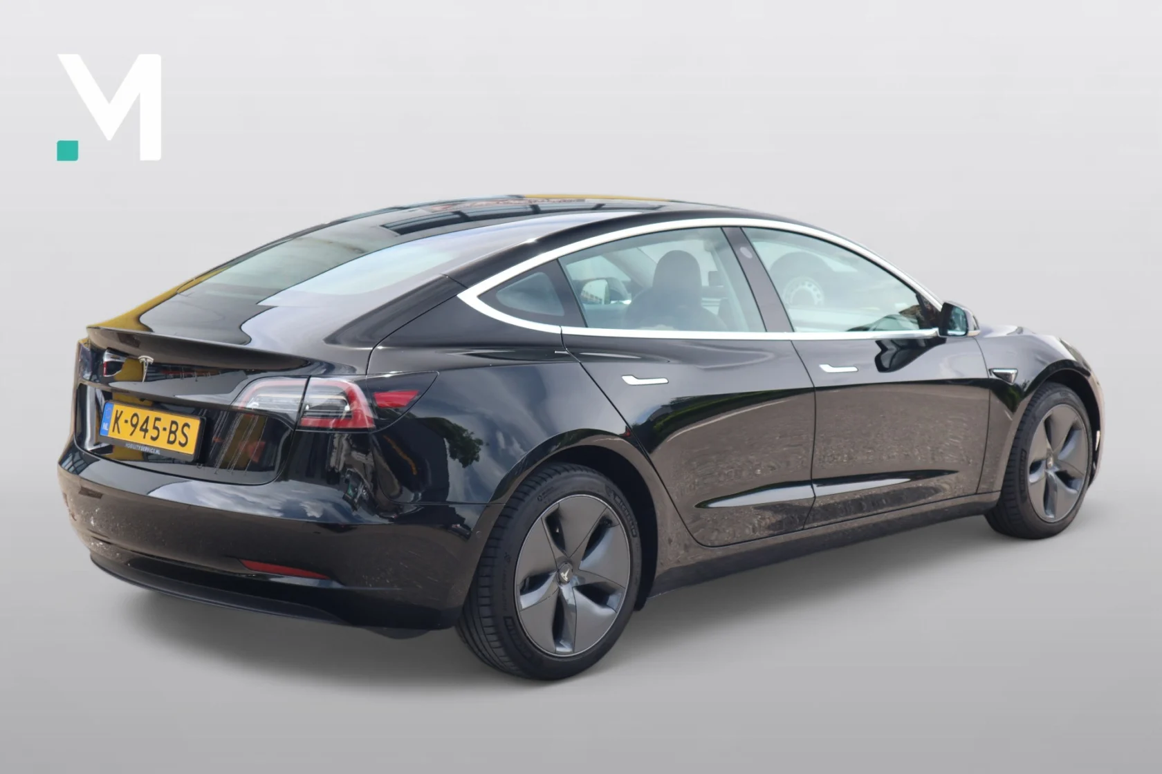 Tesla-Model 3