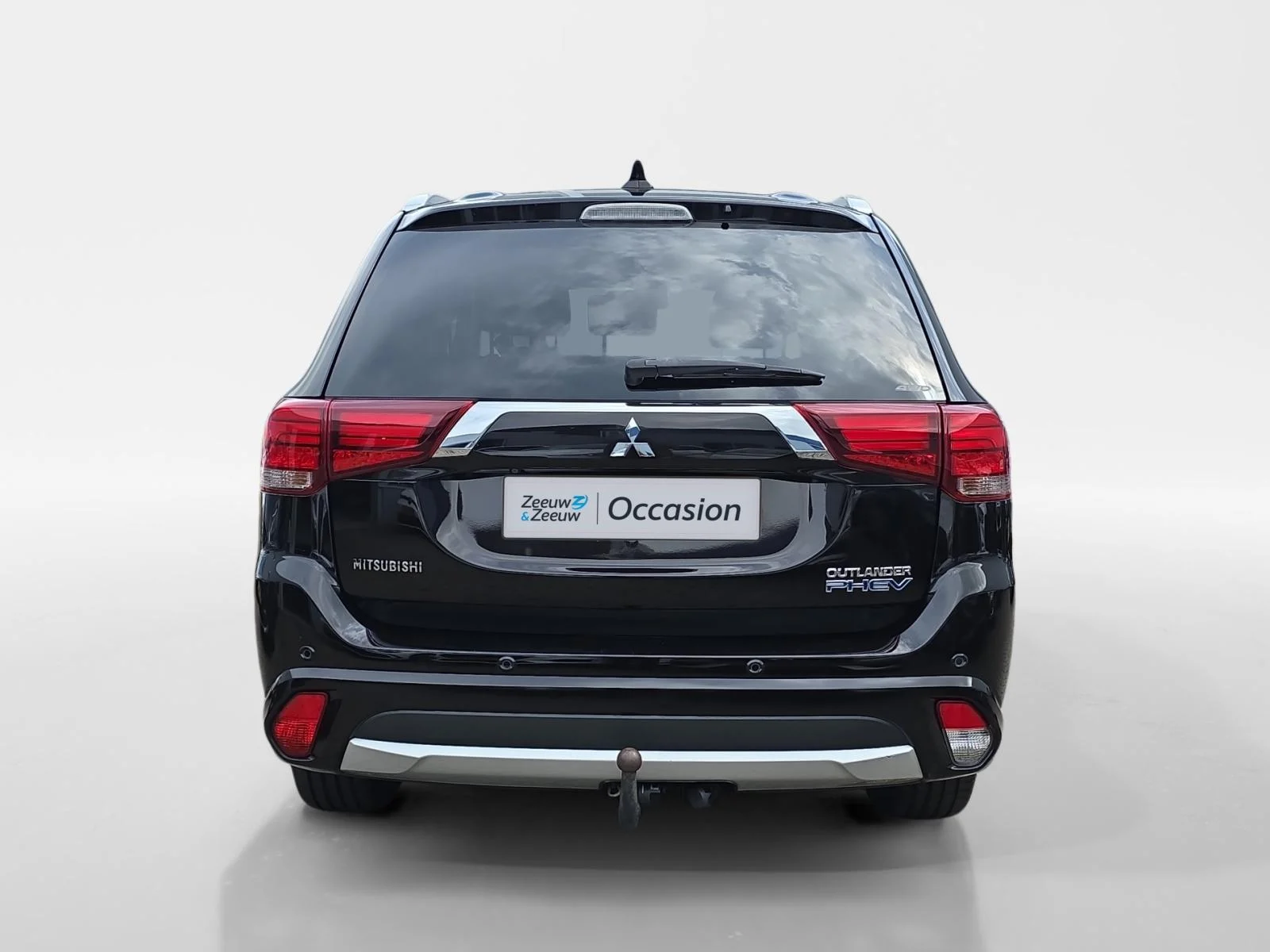 Mitsubishi-Outlander