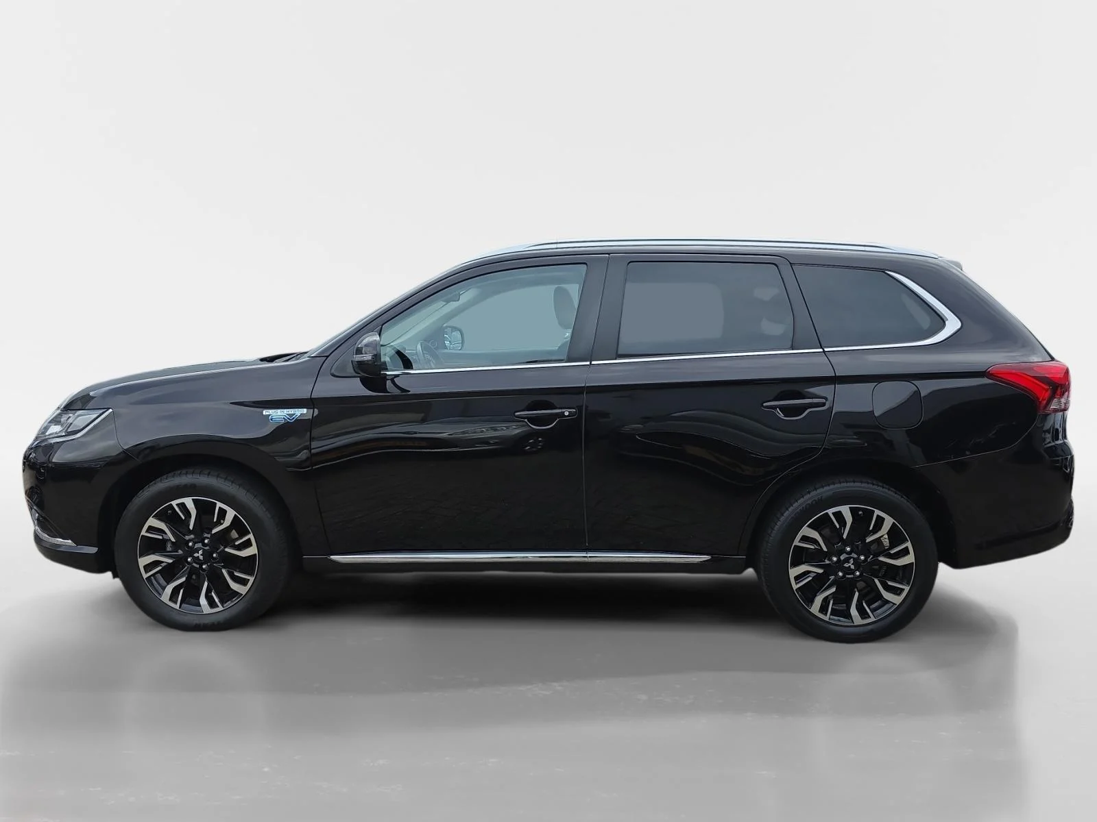 Mitsubishi-Outlander