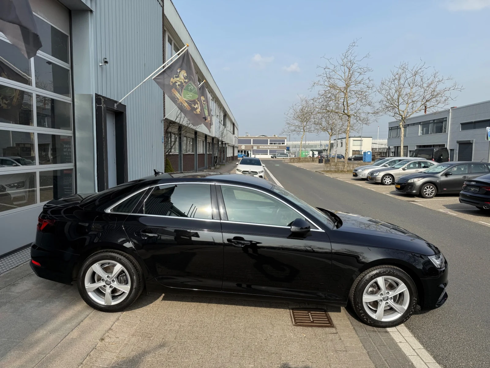 Audi-A4