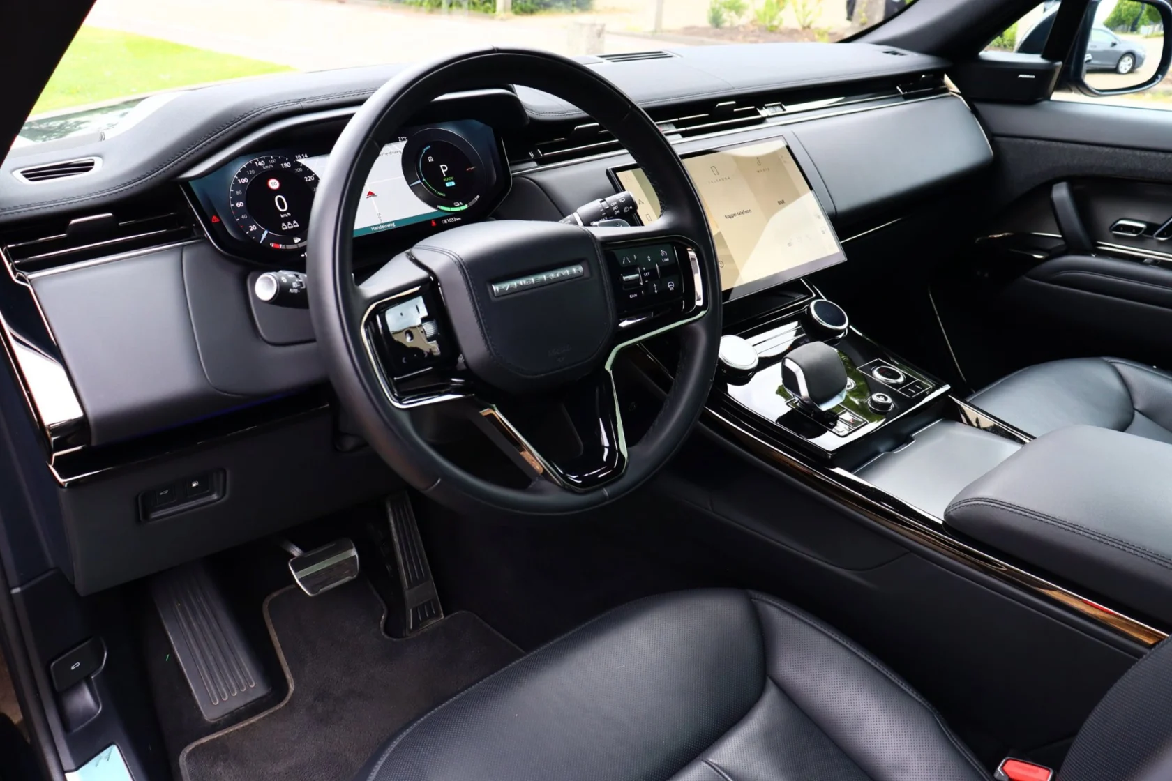 Land Rover-Range Rover Sport