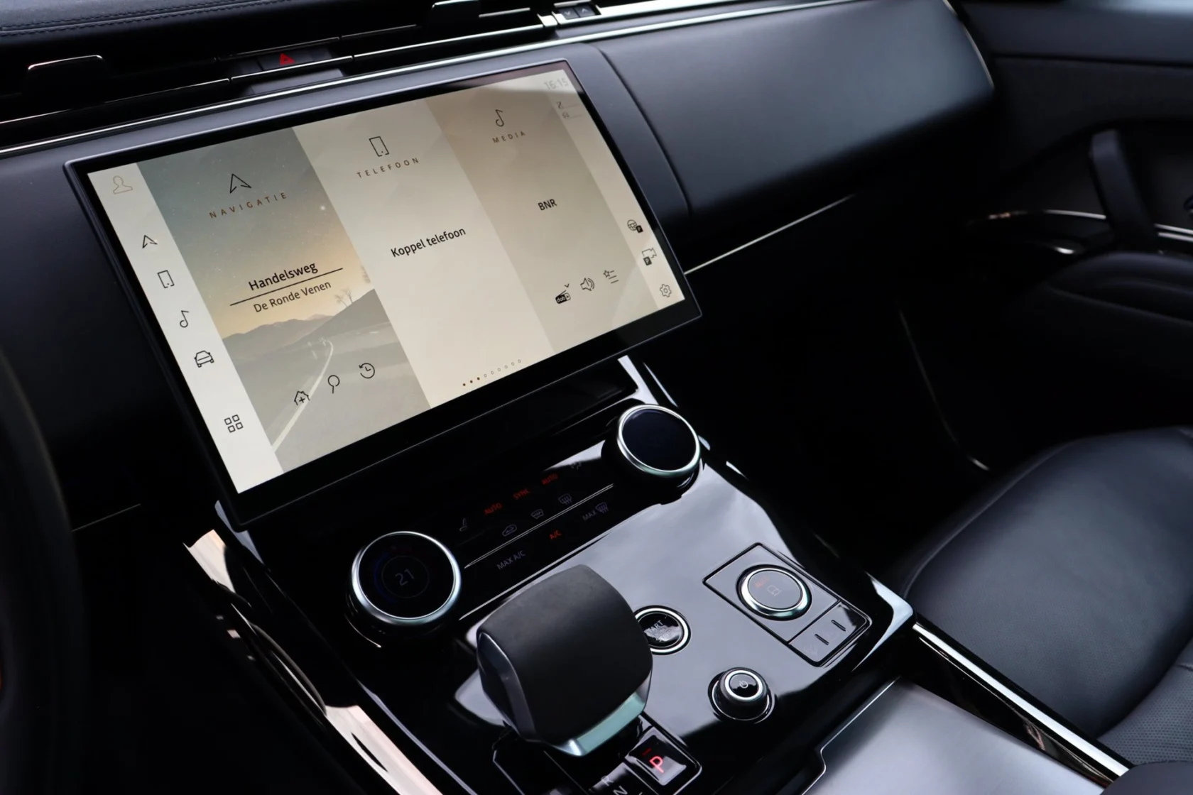 Land Rover-Range Rover Sport