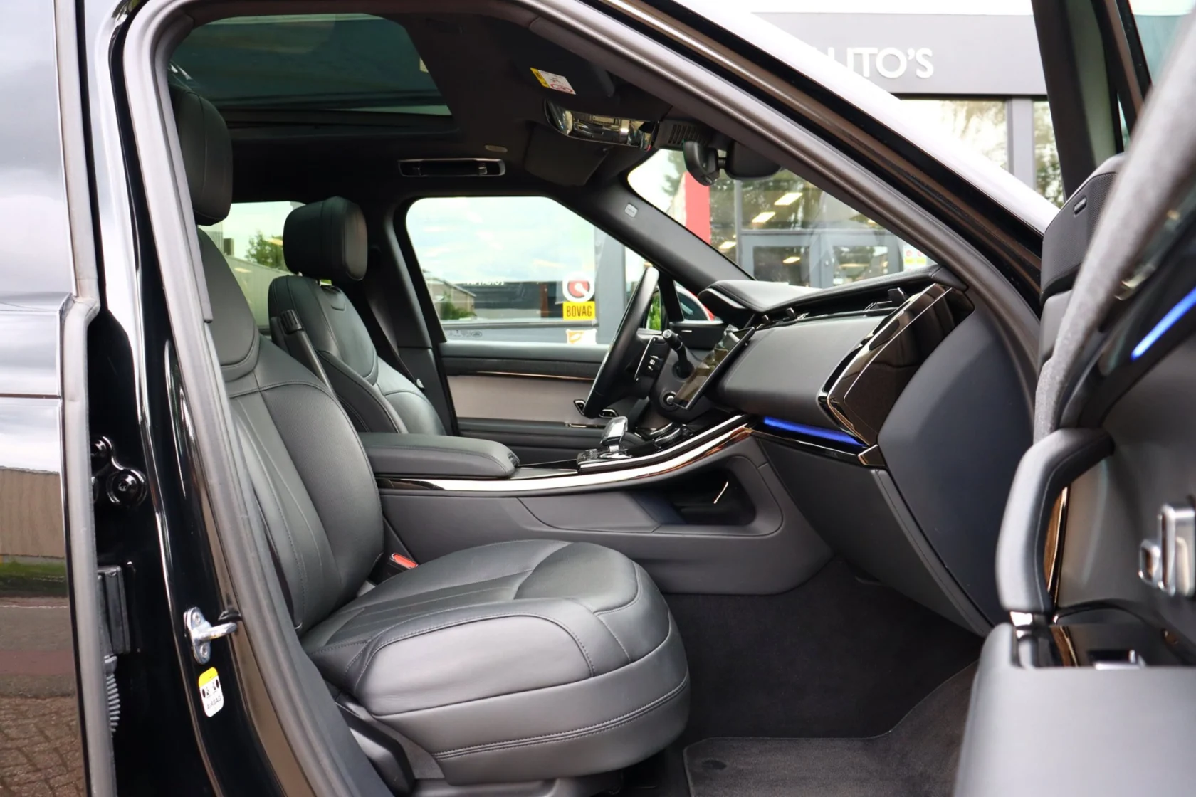 Land Rover-Range Rover Sport