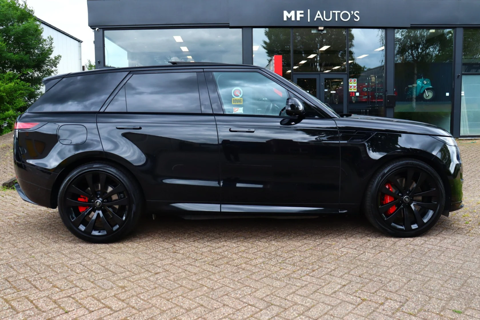 Land Rover-Range Rover Sport