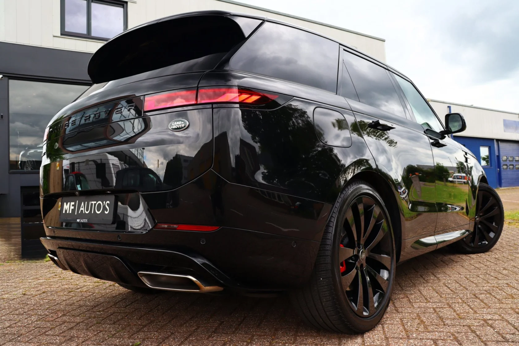 Land Rover-Range Rover Sport
