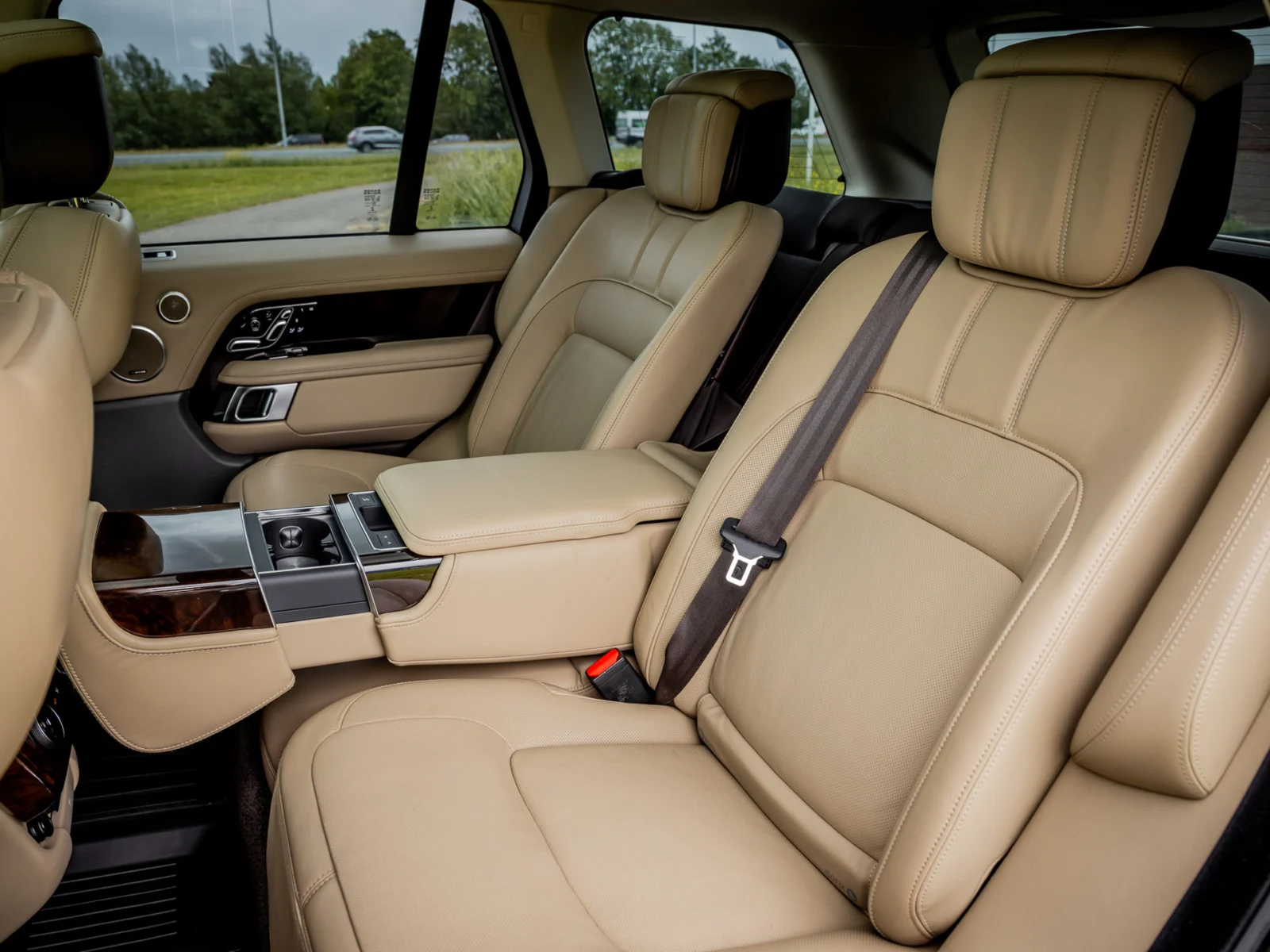Land Rover-Range Rover
