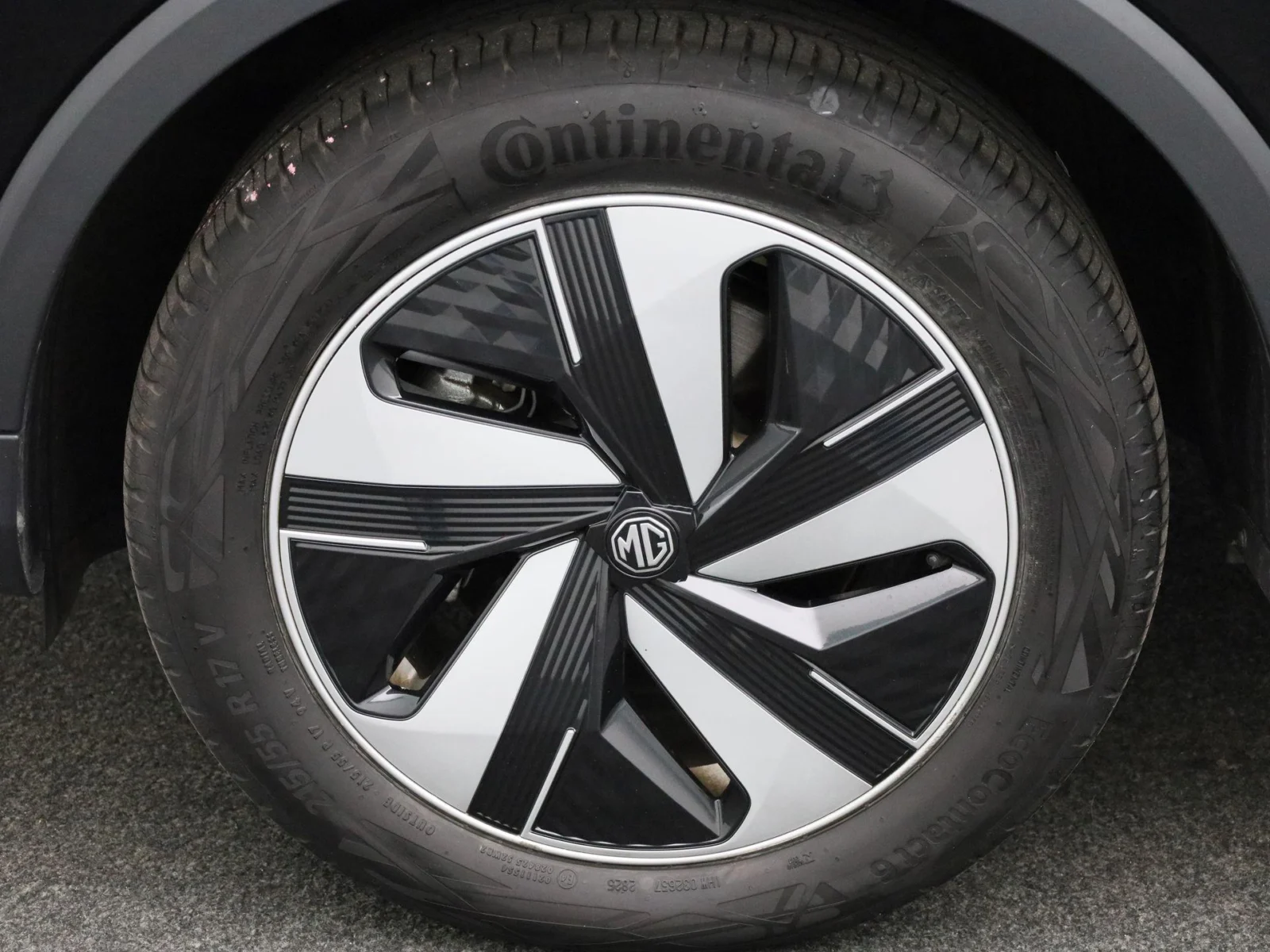 MG-ZS