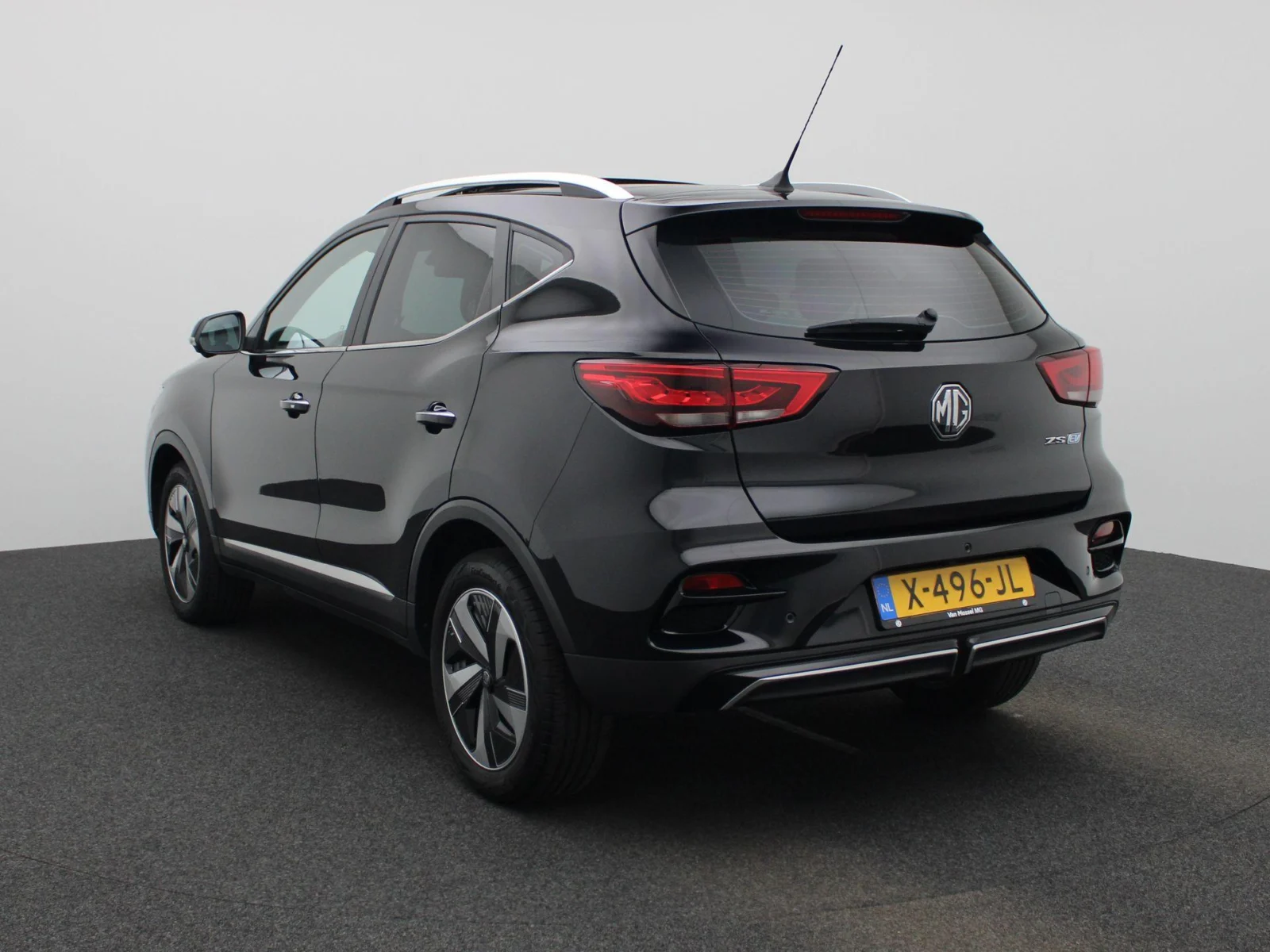 MG-ZS
