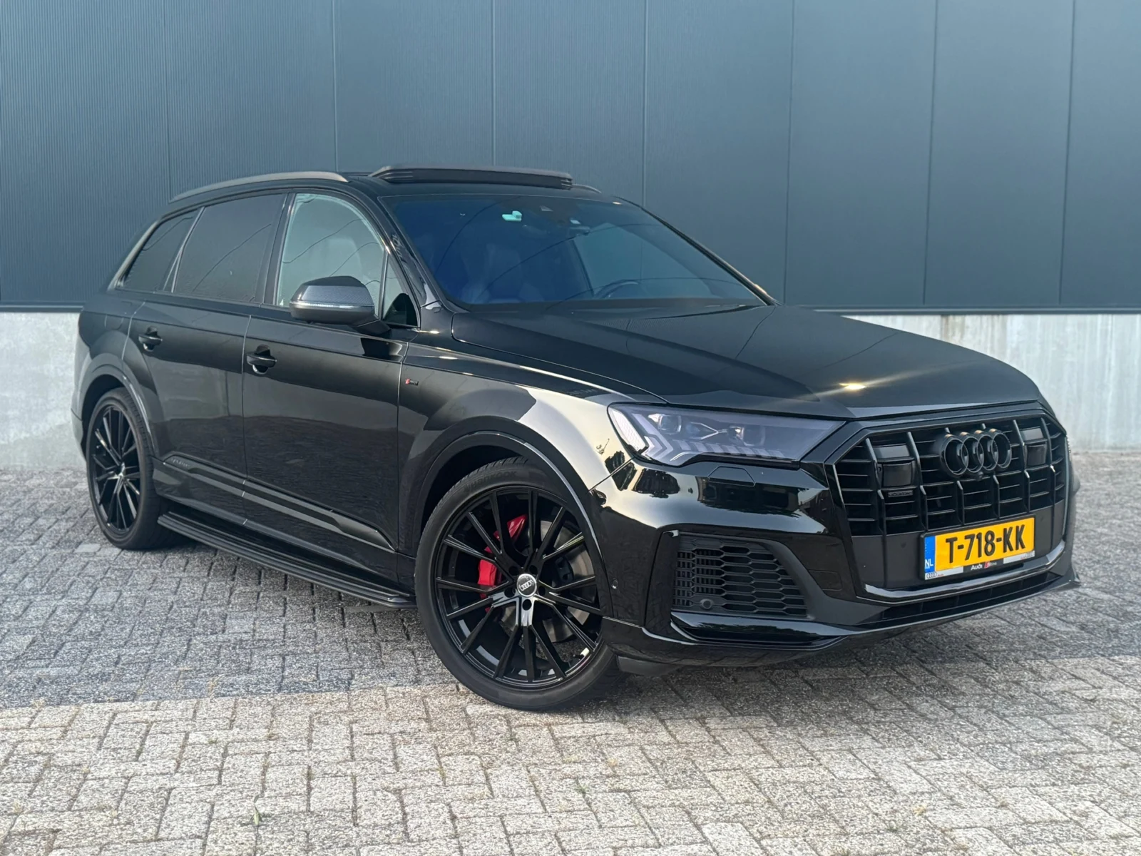 Audi-Q7