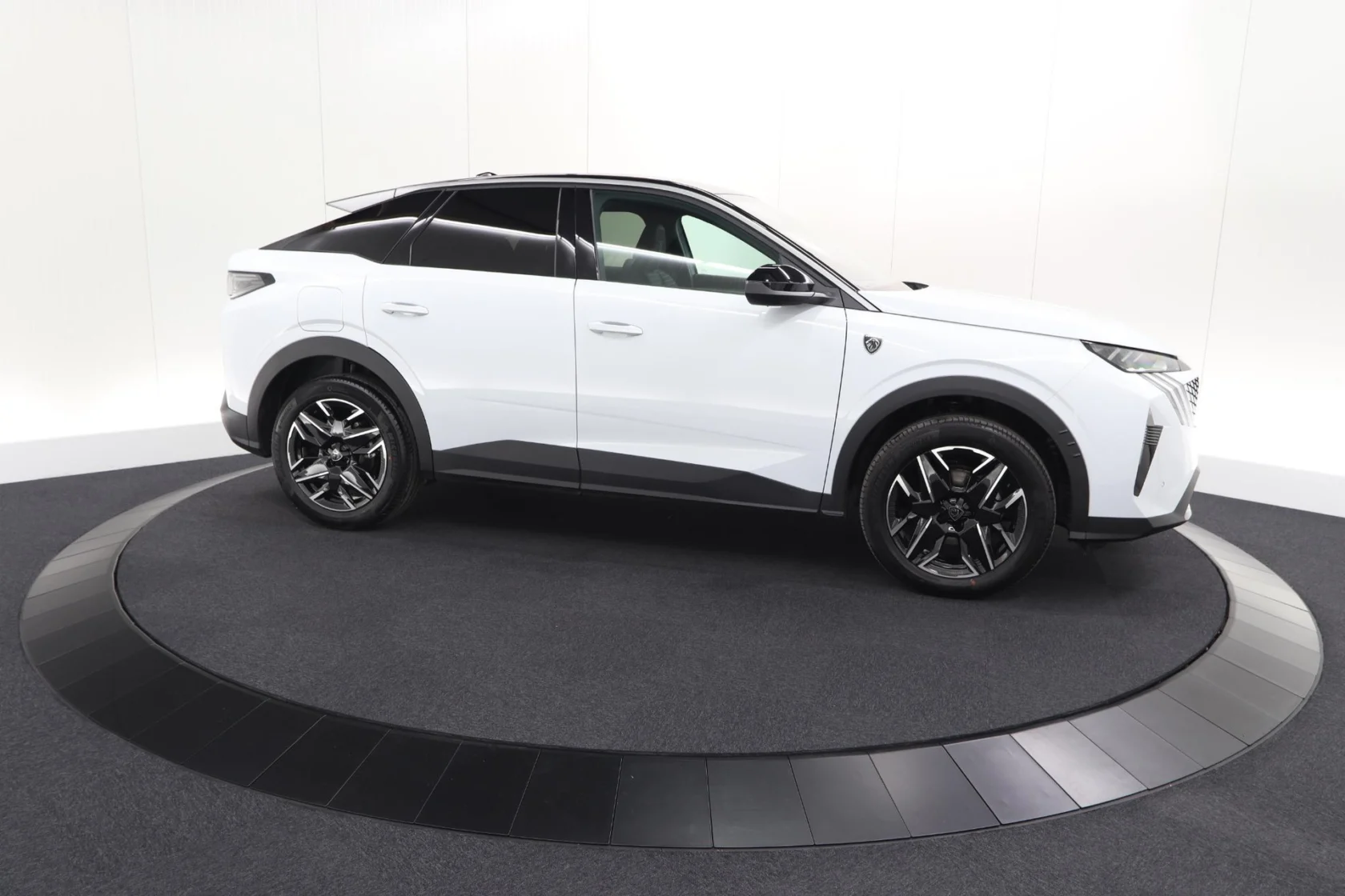 Peugeot-3008