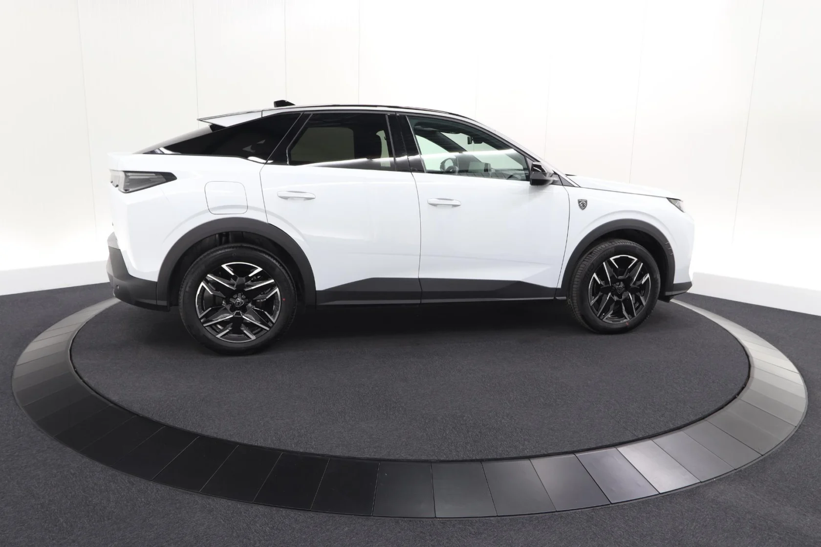 Peugeot-3008