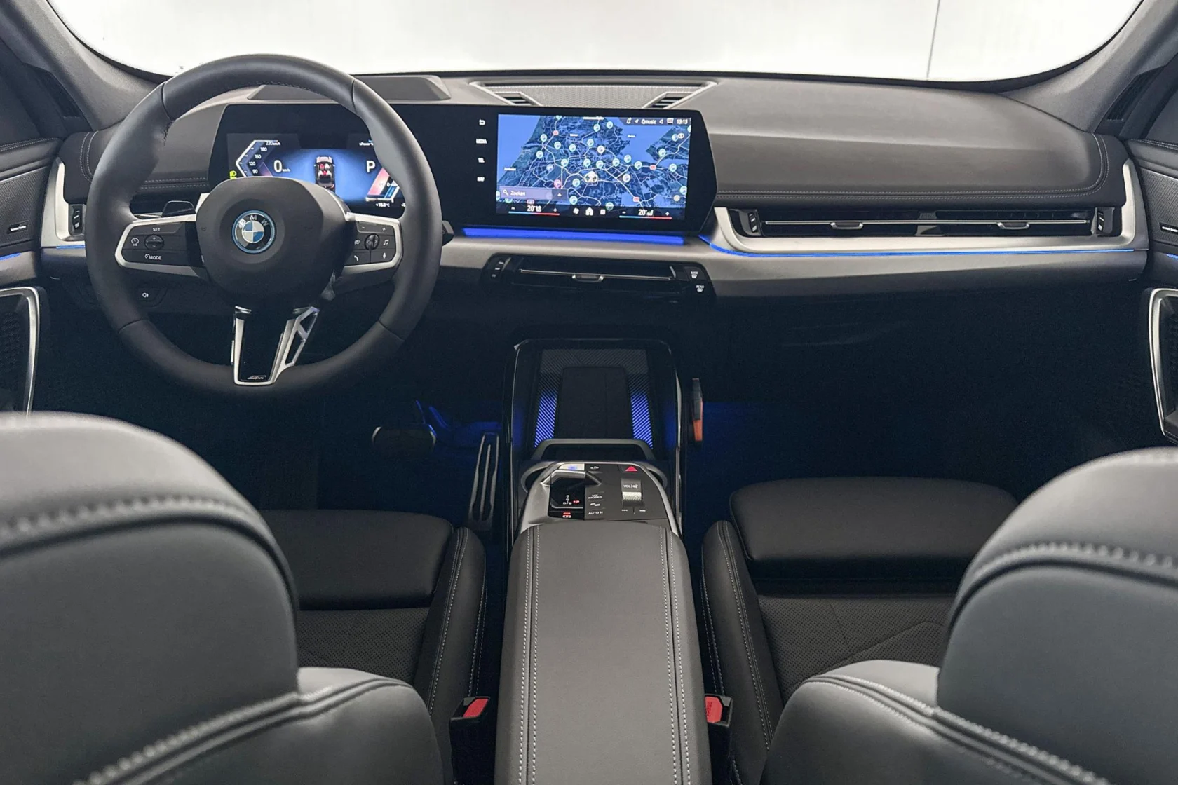 BMW-iX1