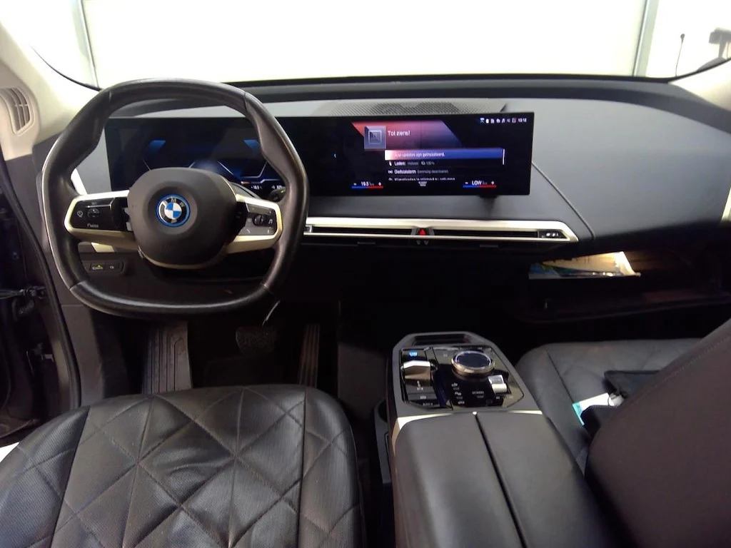 BMW-iX