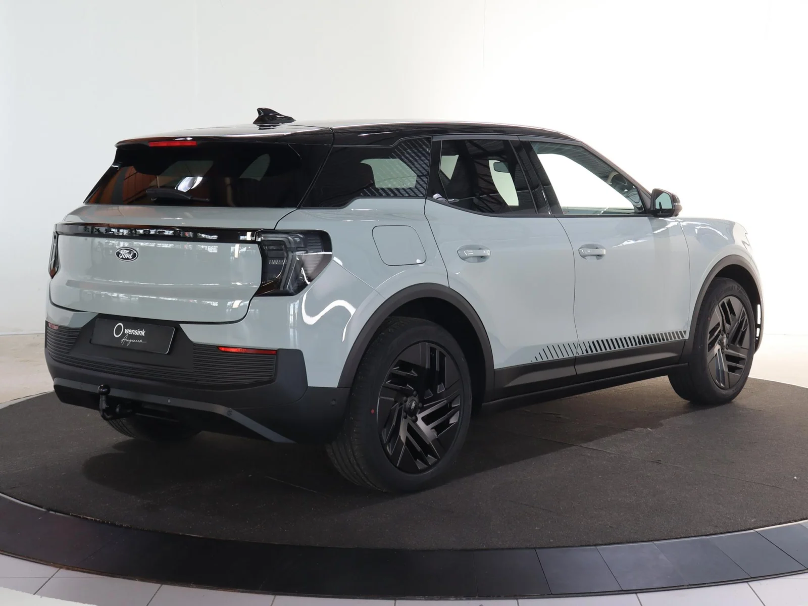Ford-Explorer