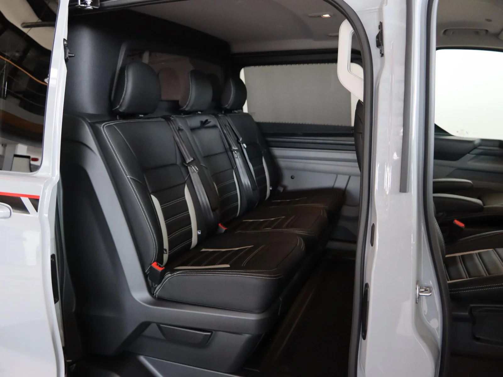 Ford-Transit Custom