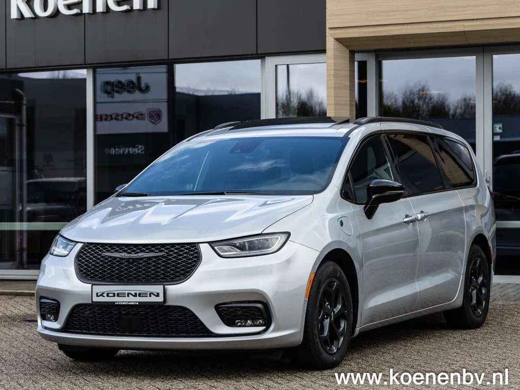 Chrysler-Pacifica