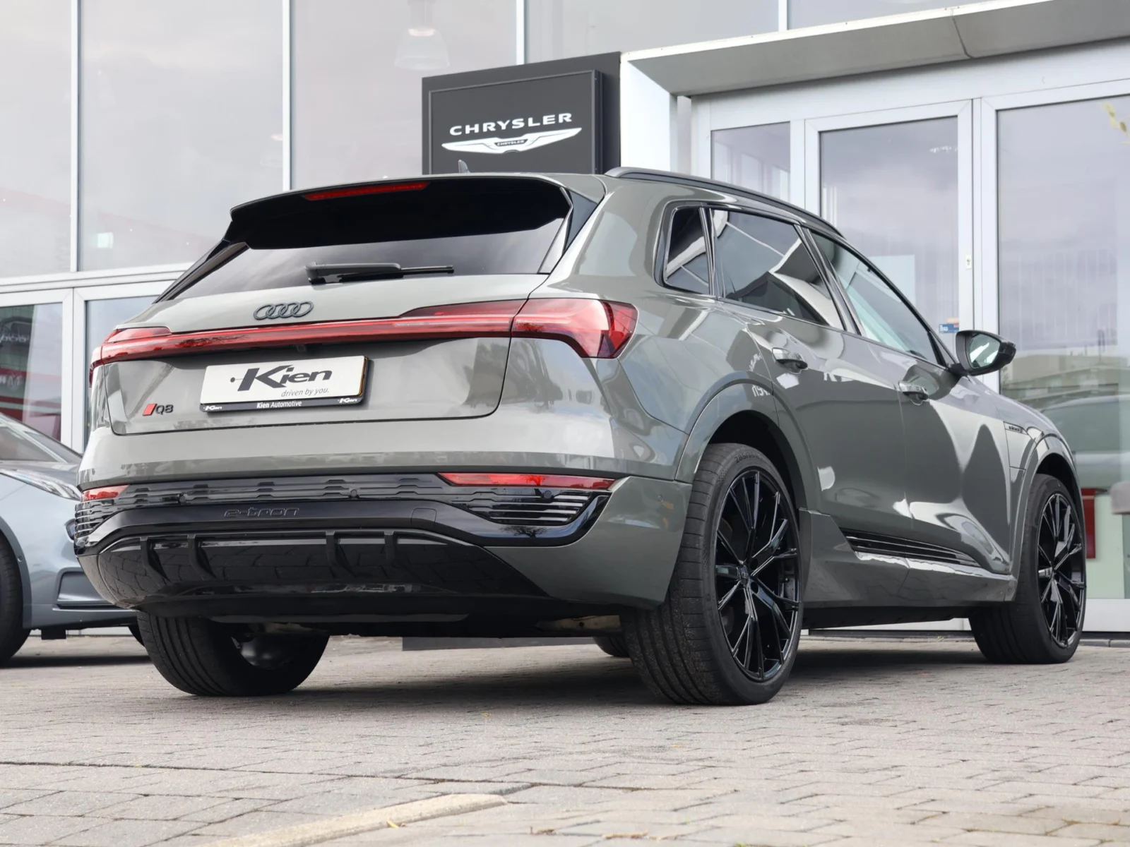 Audi-Q8 e-tron
