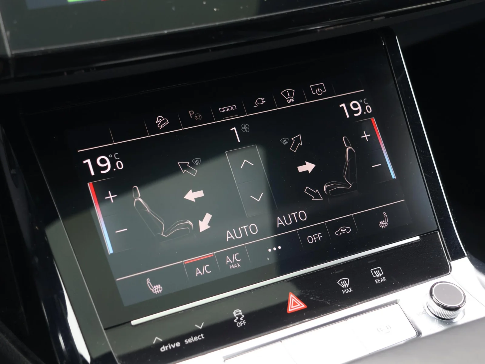 Audi-Q8 e-tron