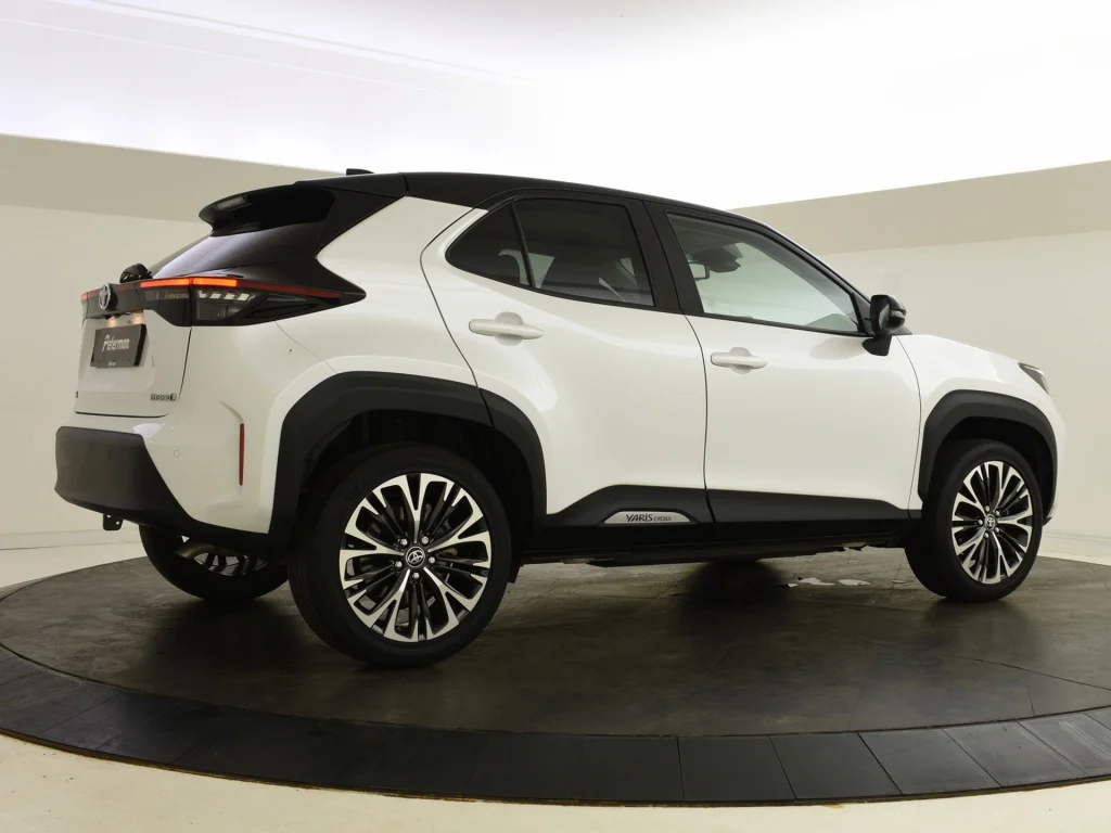 Toyota-Yaris Cross