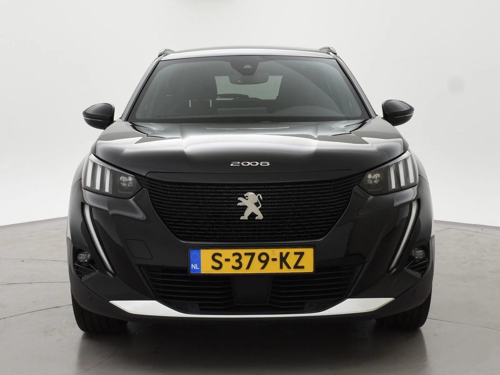Peugeot-e-2008
