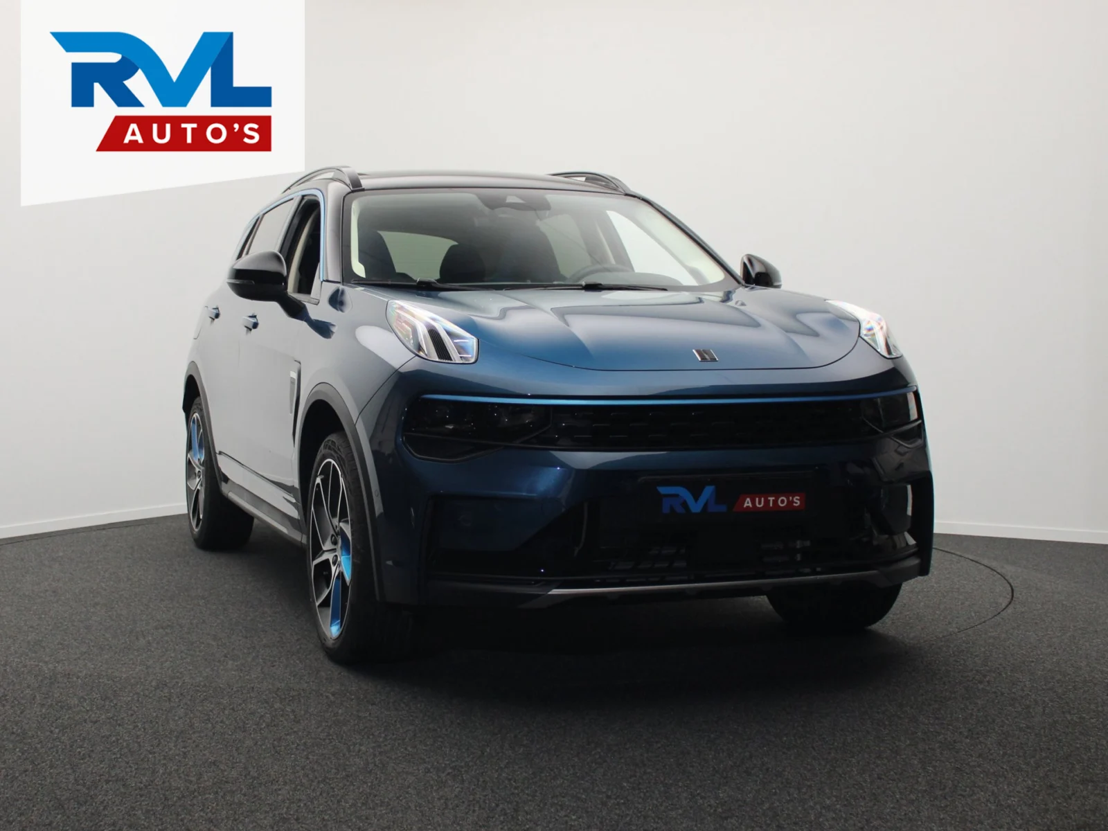 Lynk & Co-01