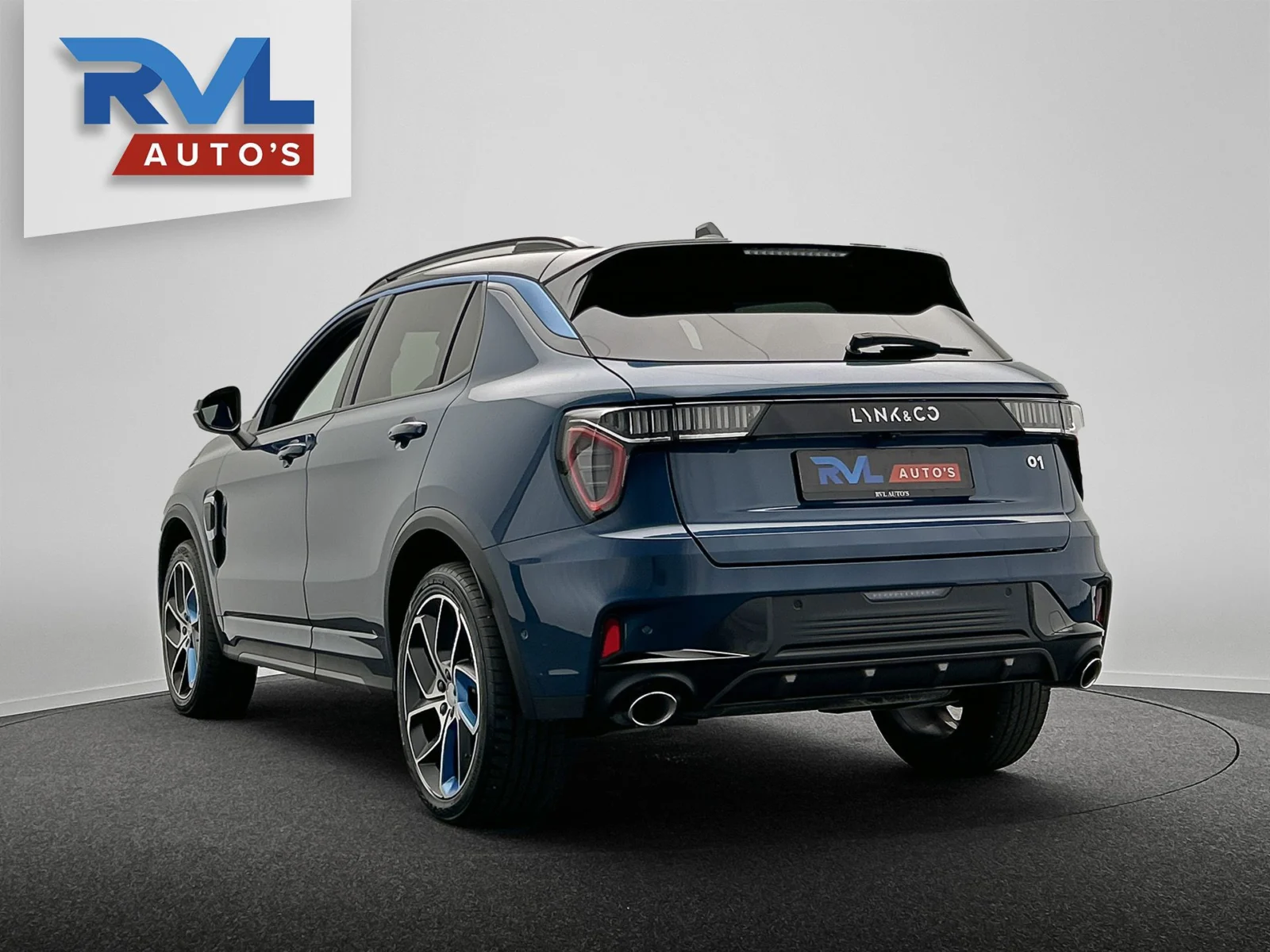 Lynk & Co-01