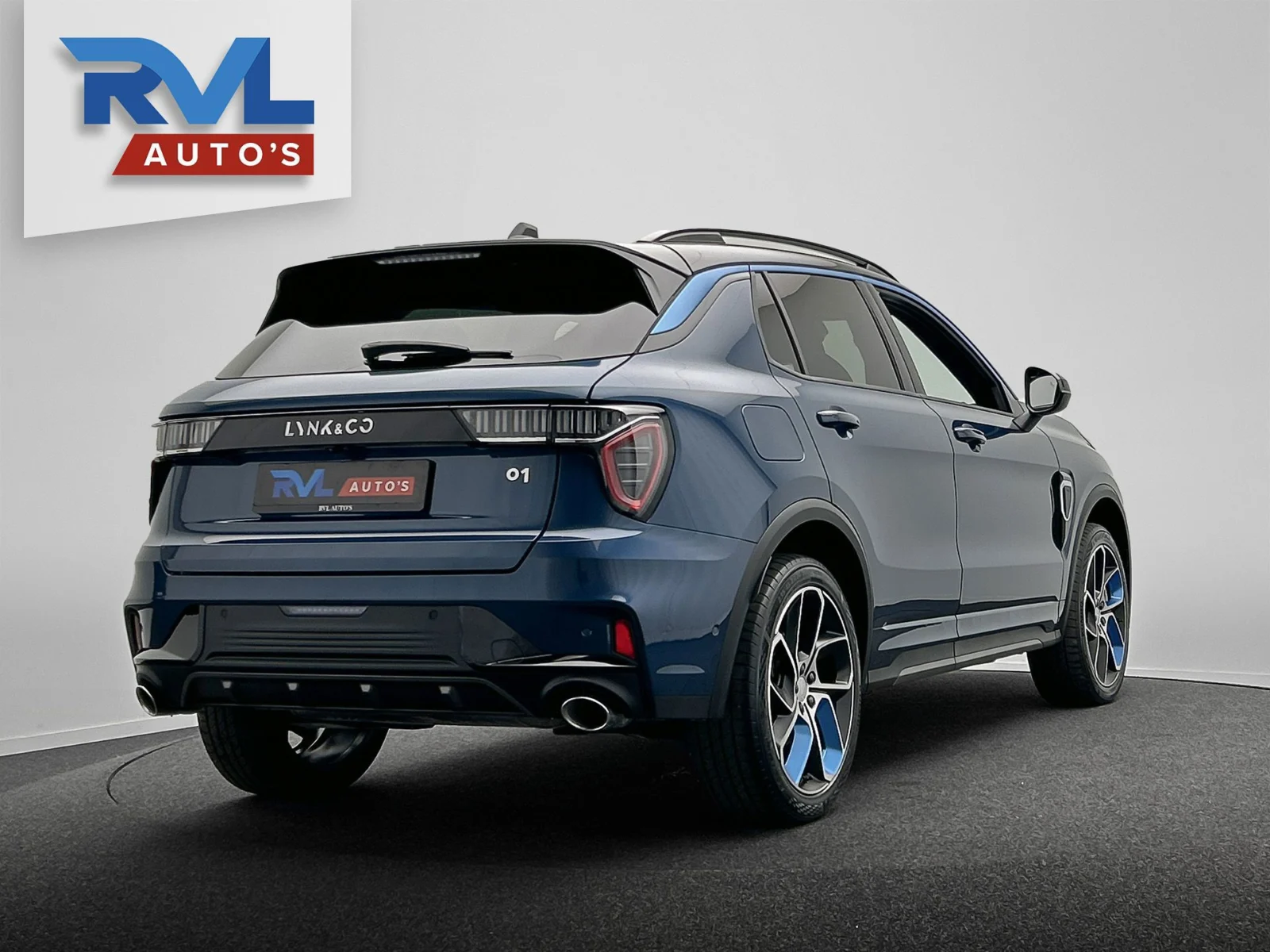 Lynk & Co-01