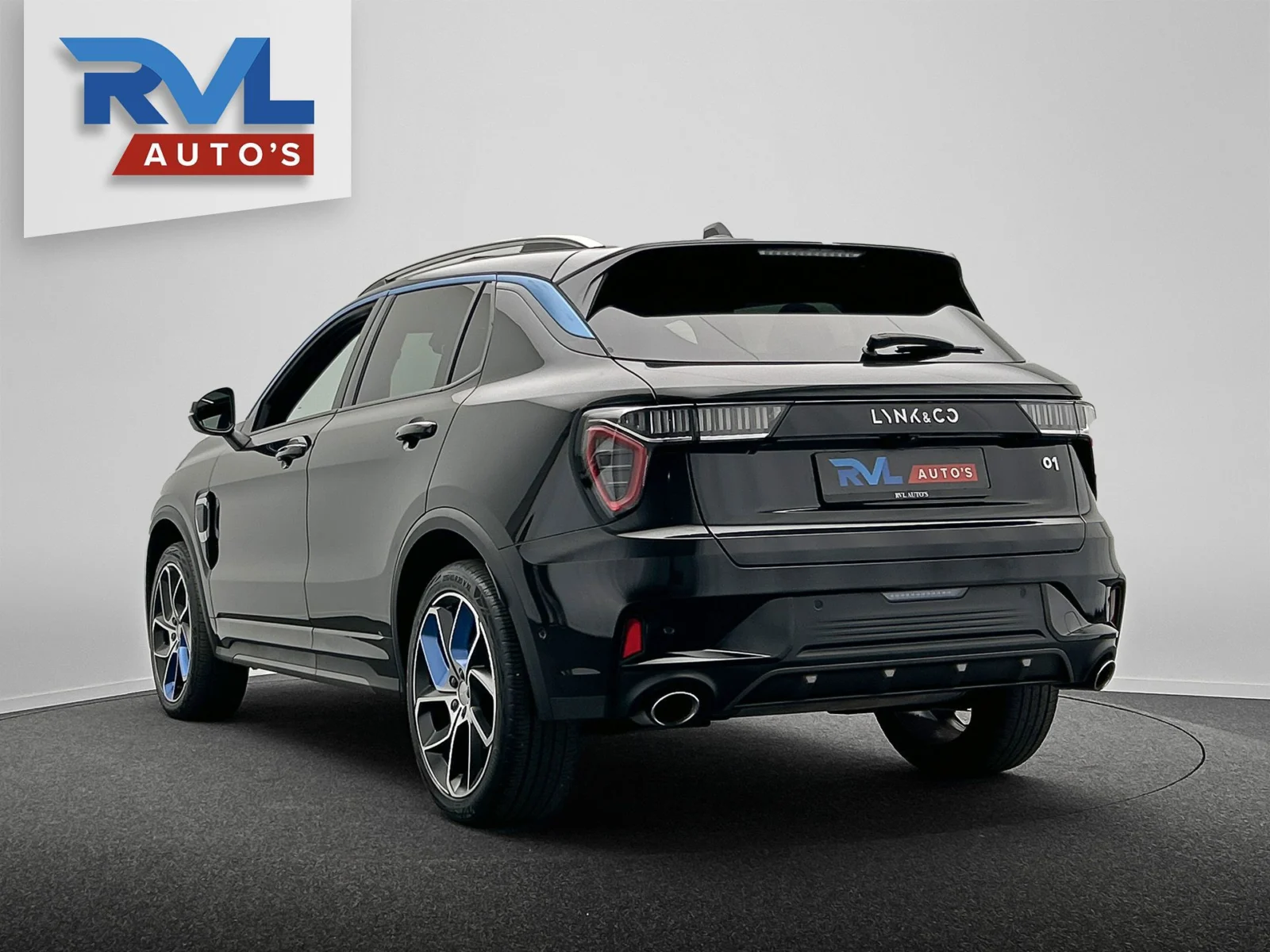 Lynk & Co-01