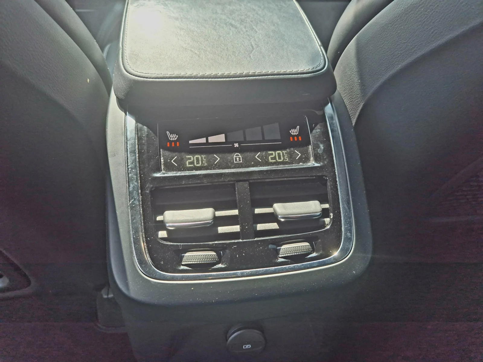 Volvo-XC90