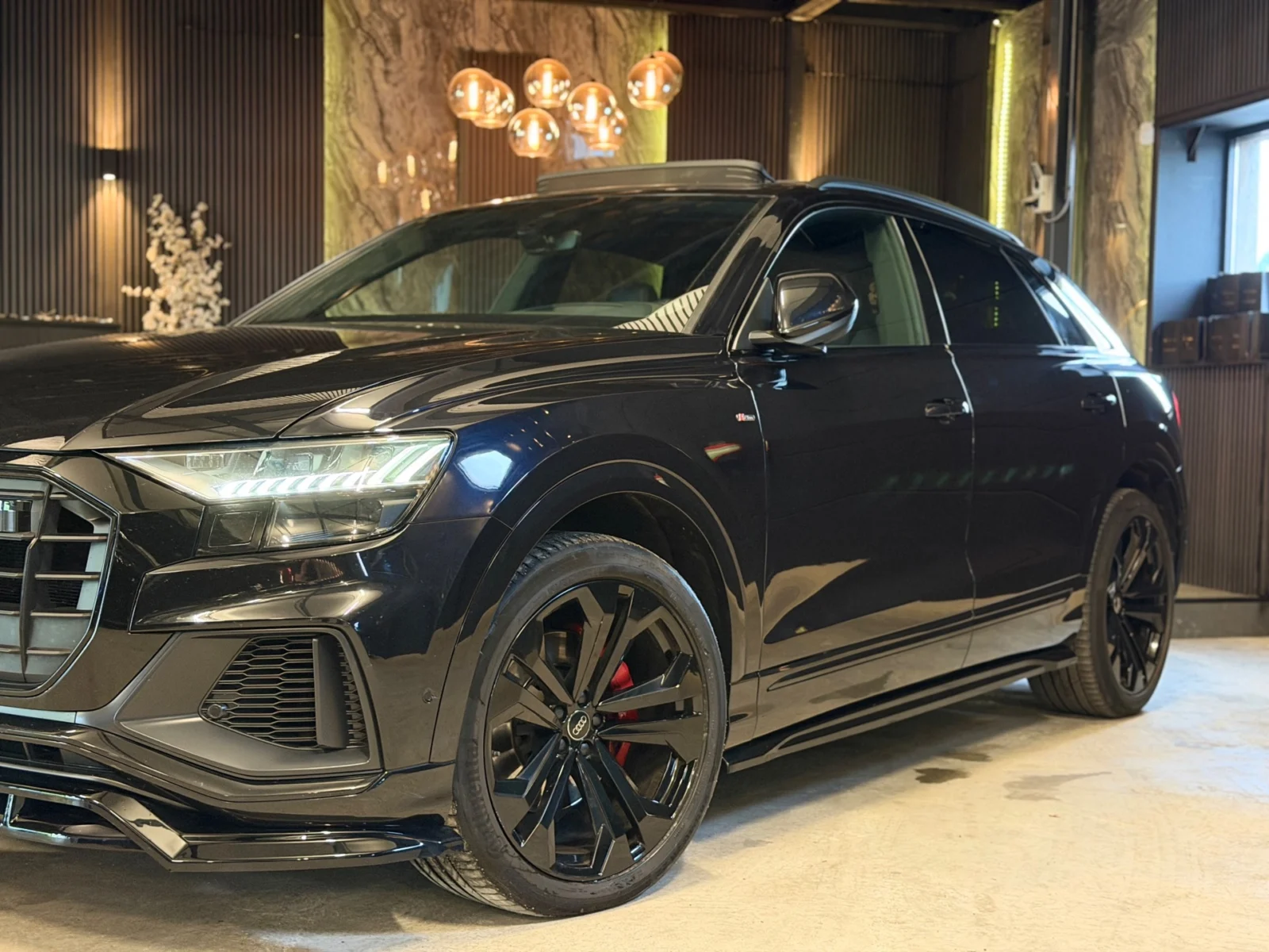Audi-Q8