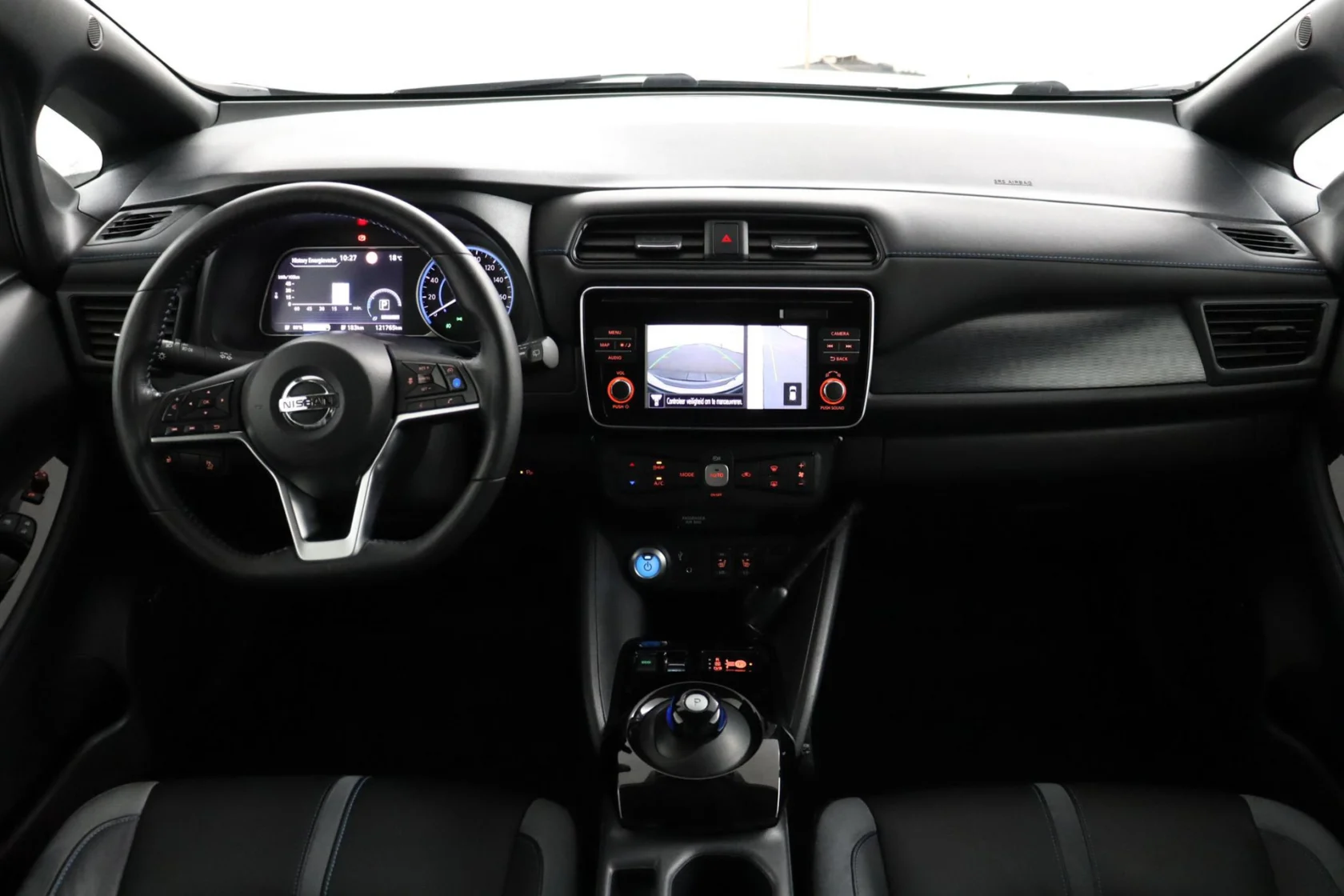 Nissan-Leaf