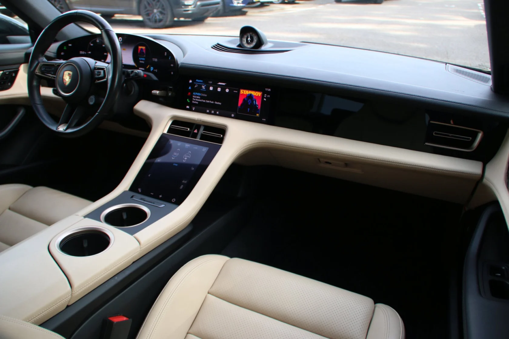 Porsche-Taycan