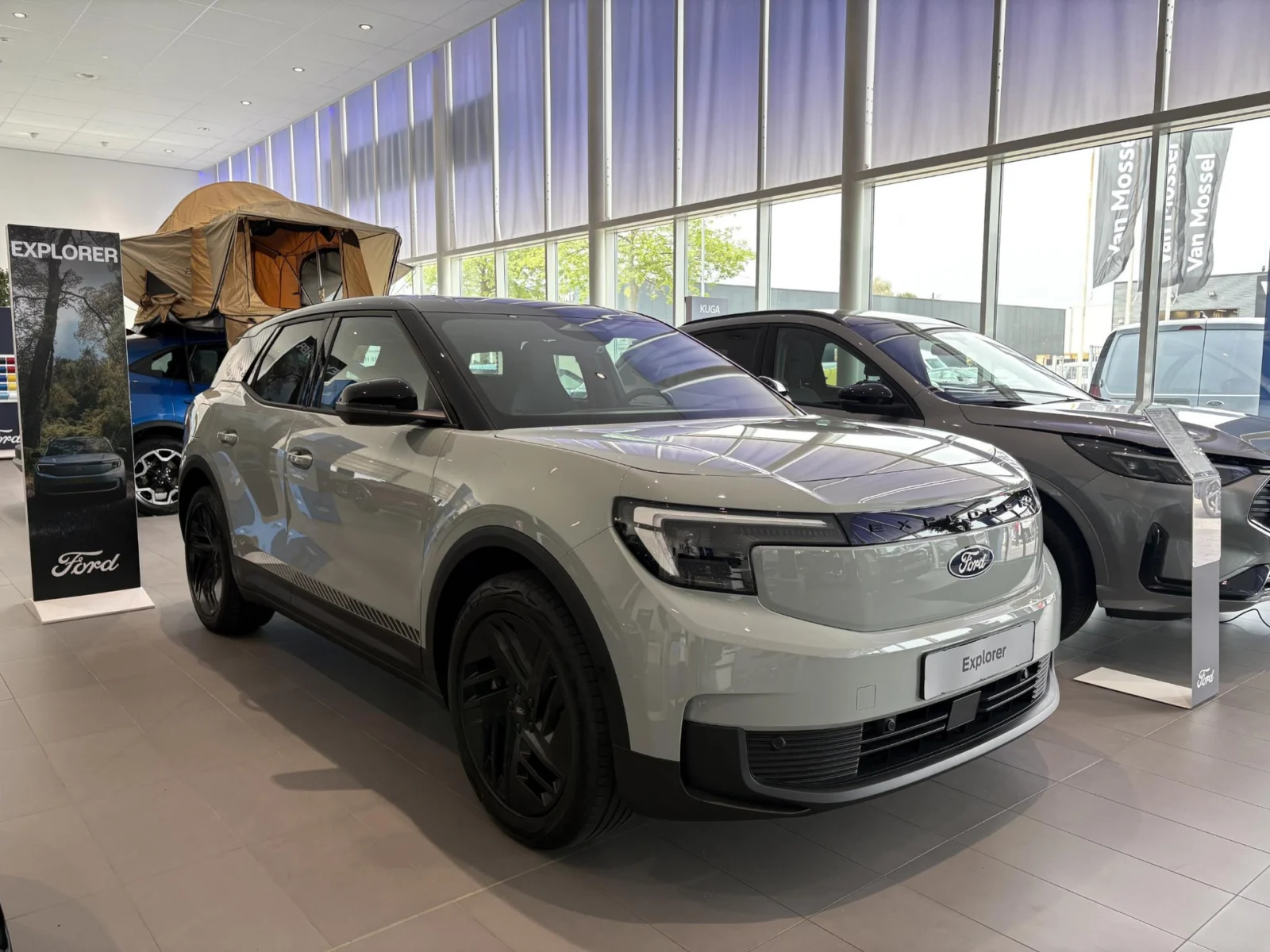 Ford-Explorer