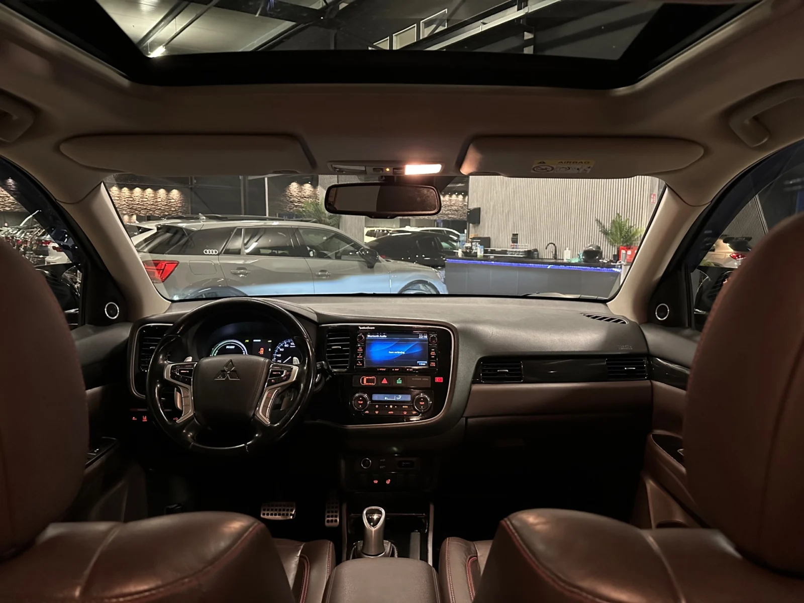 Mitsubishi-Outlander