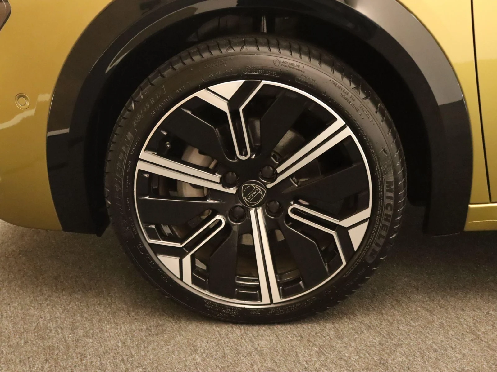 Lancia-Ypsilon