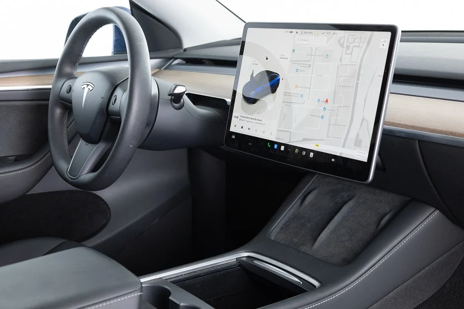 Tesla-Model Y