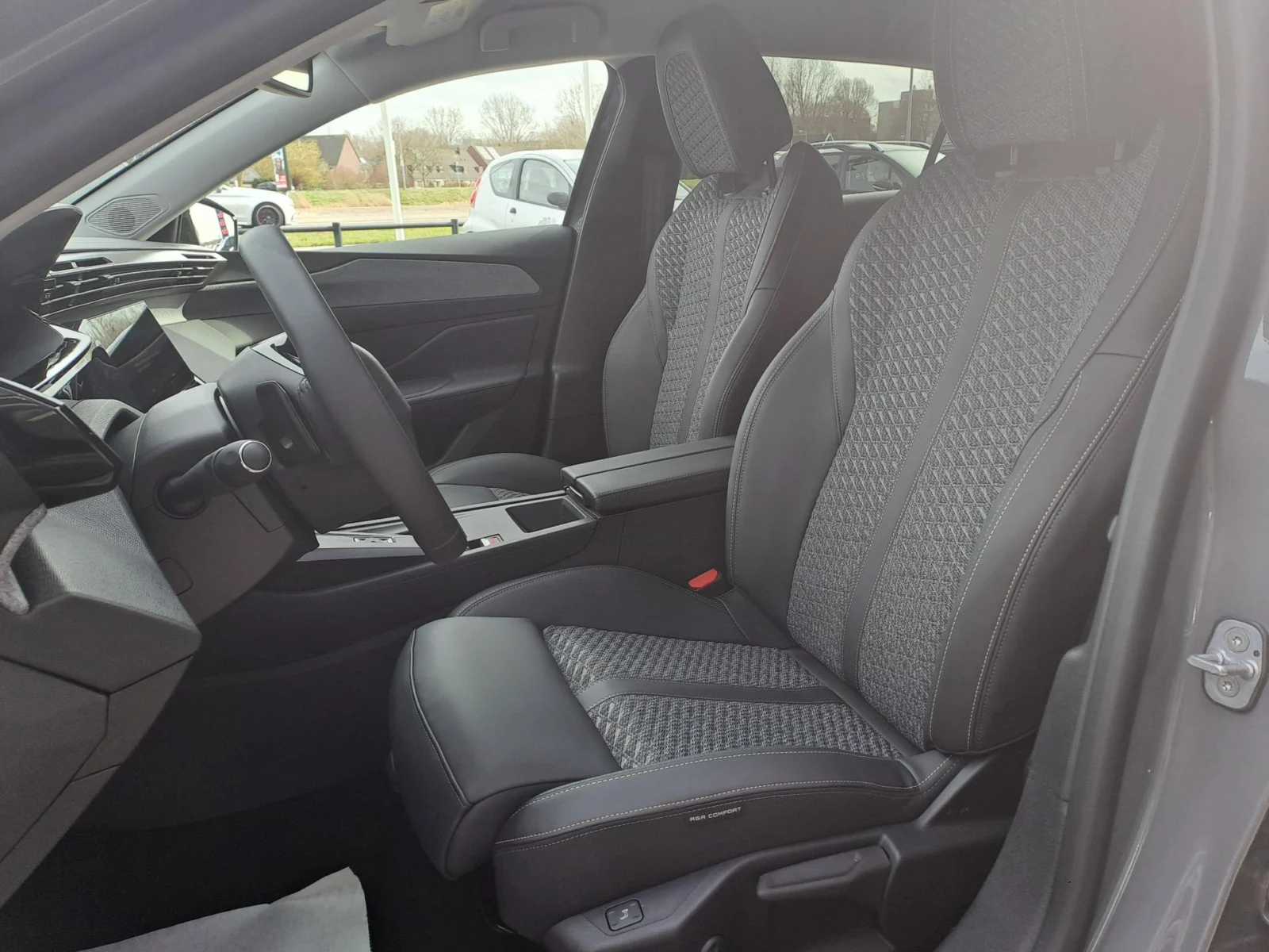 Peugeot-308