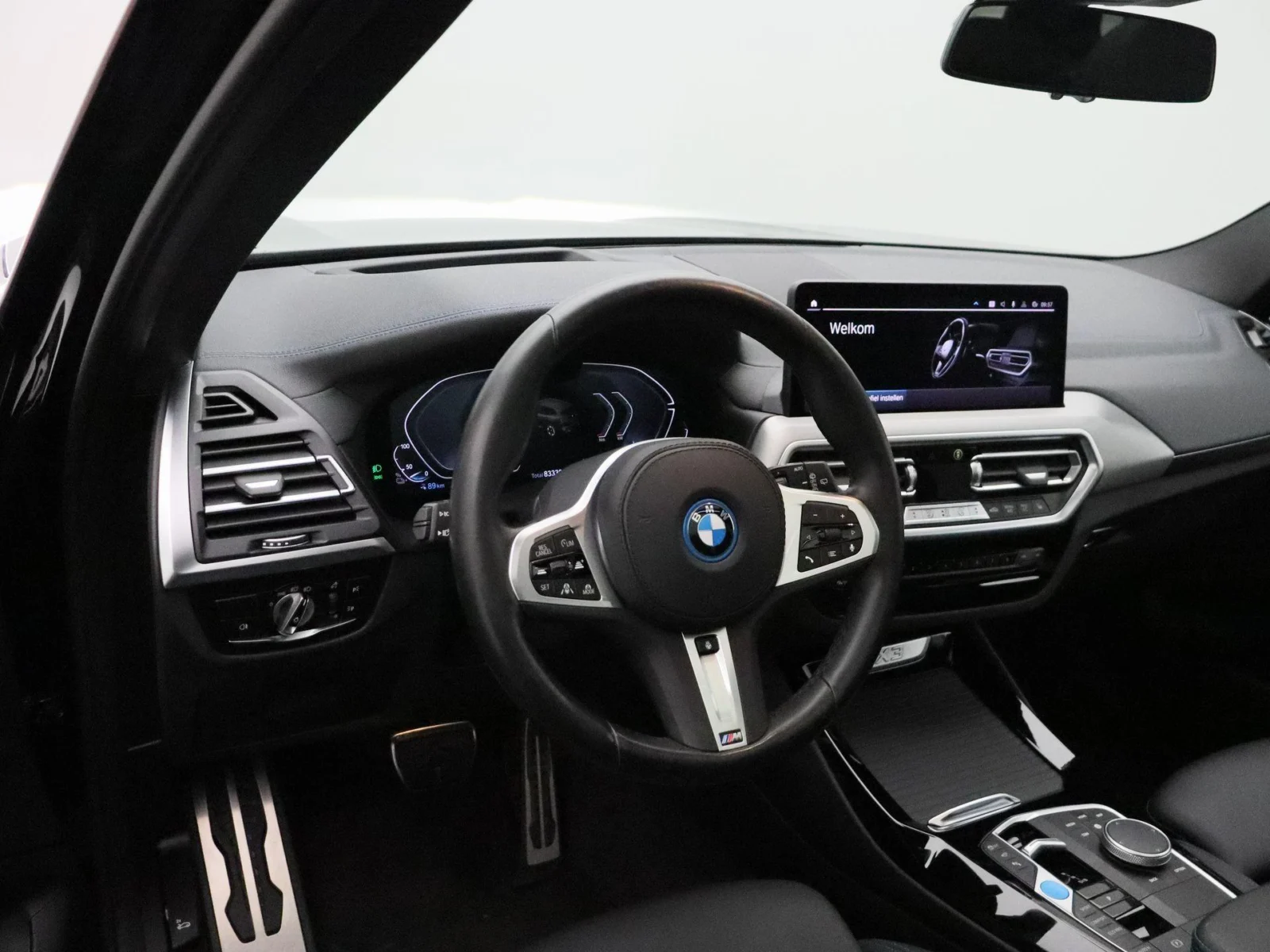 BMW-iX3