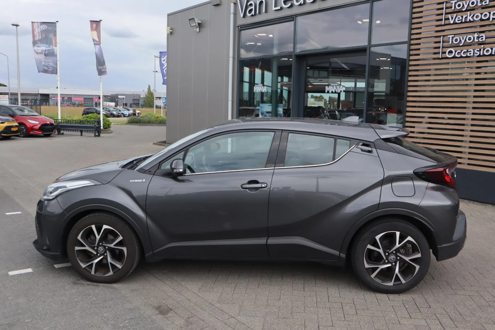 Toyota-C-HR