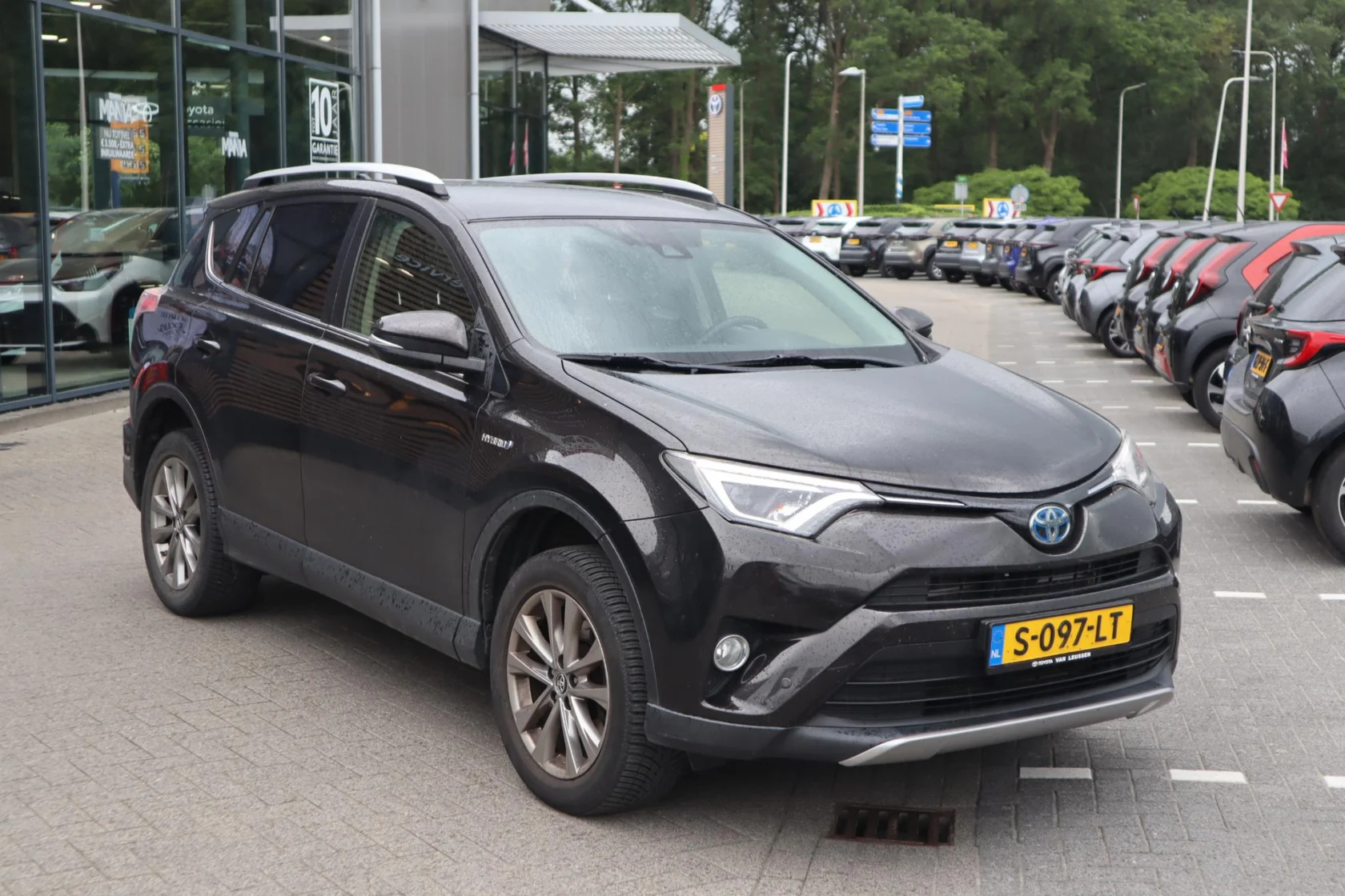 Toyota-RAV4