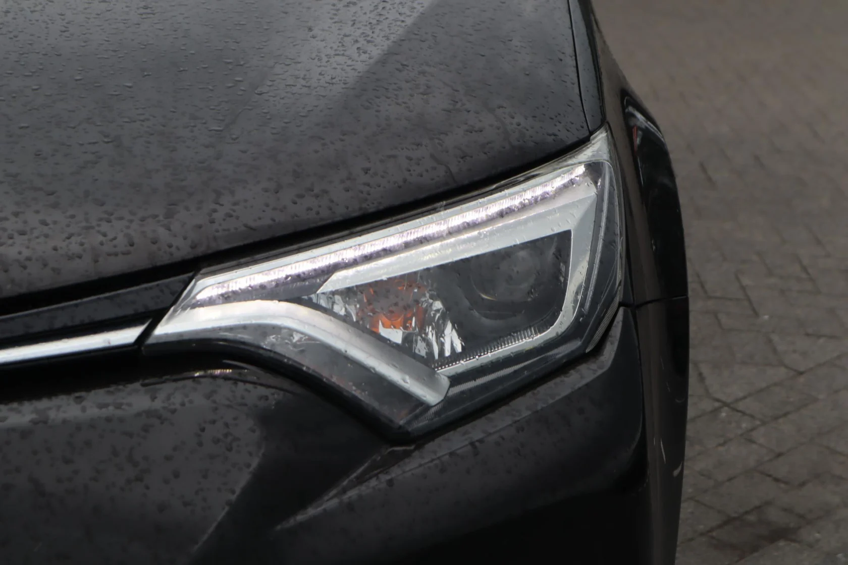 Toyota-RAV4
