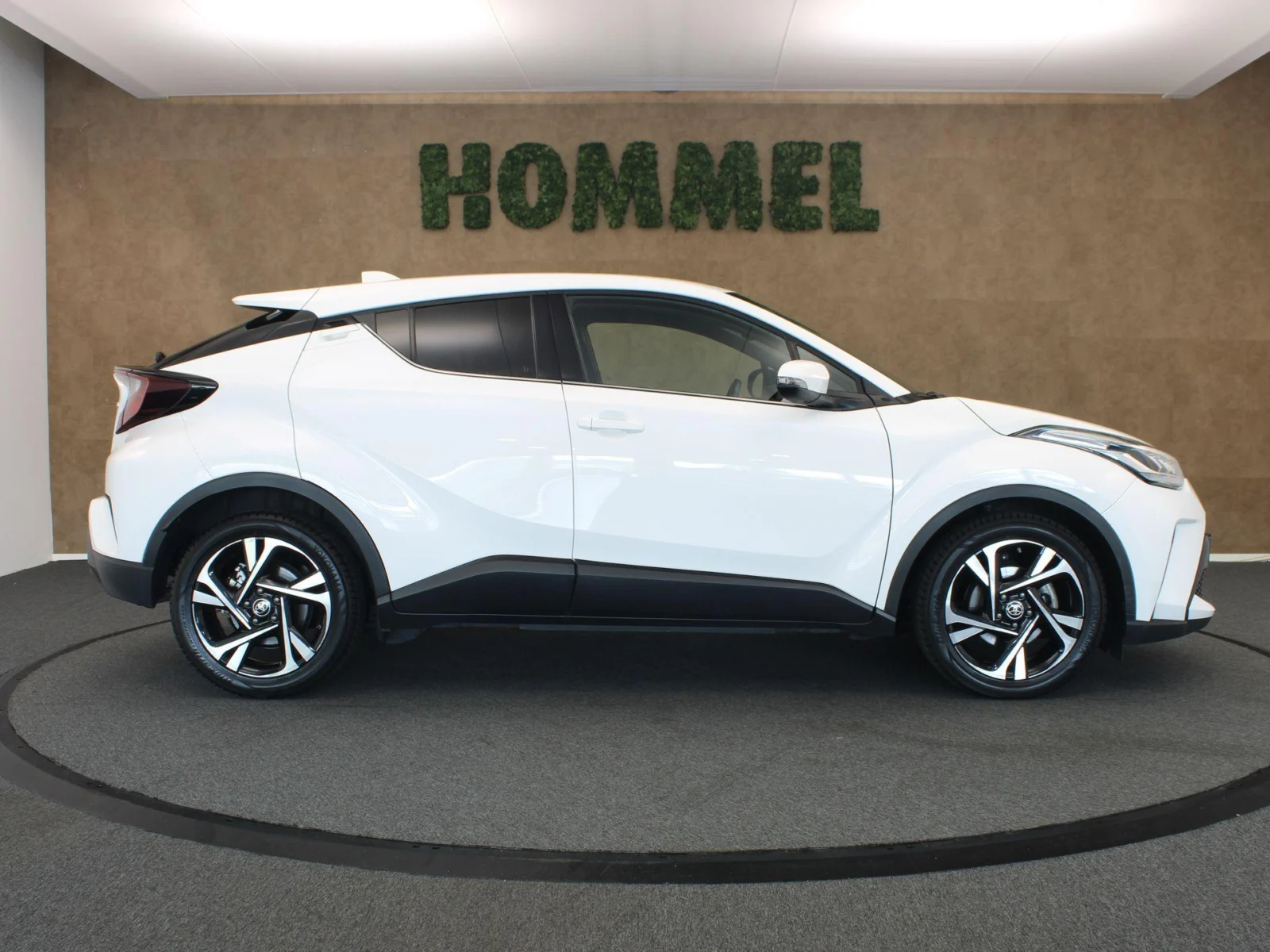 Toyota-C-HR