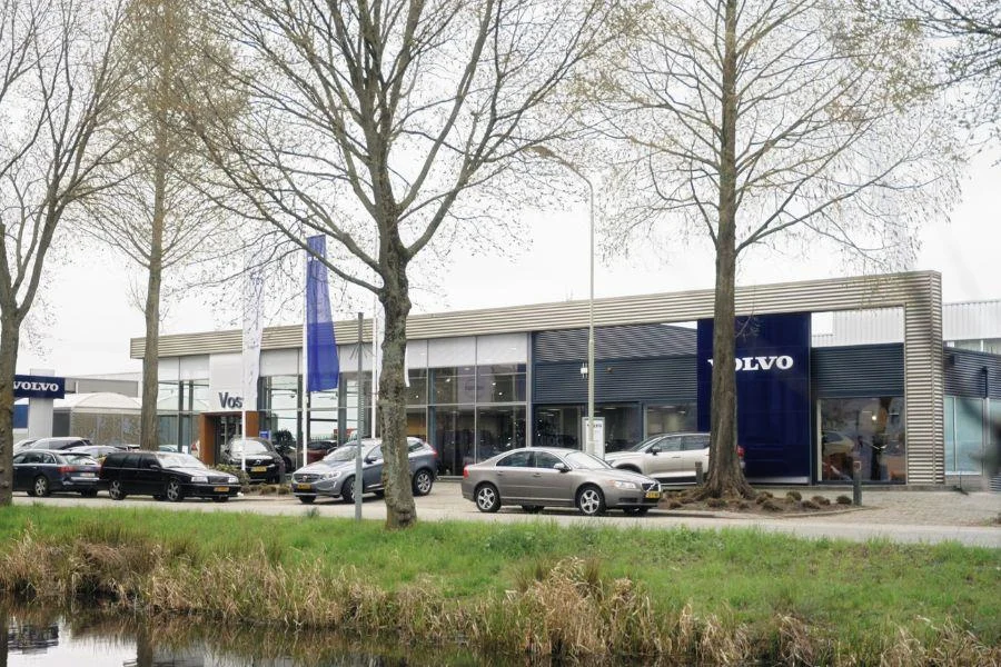 Volvo-EX40