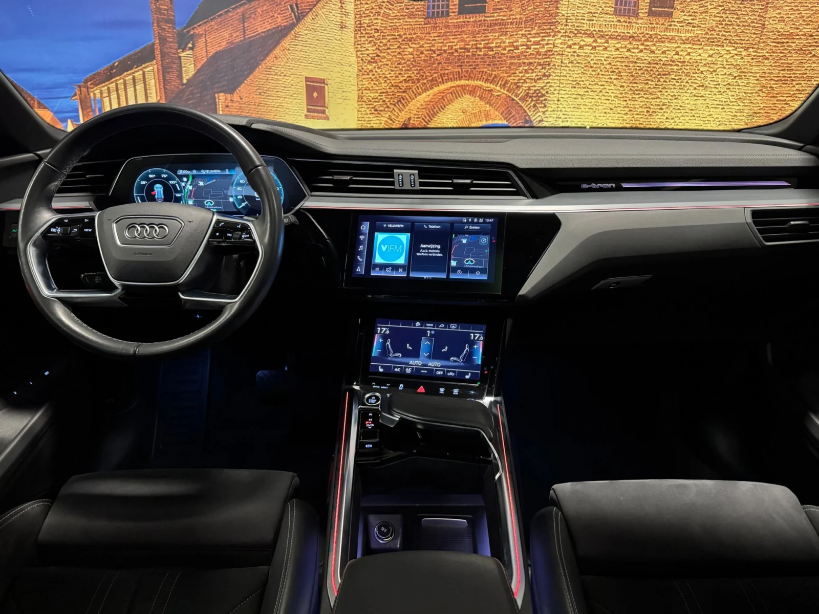 Audi-Q8 e-tron