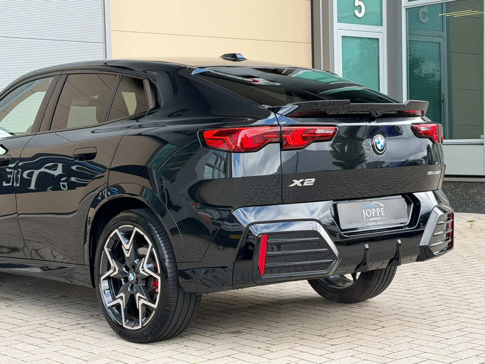 BMW-X2
