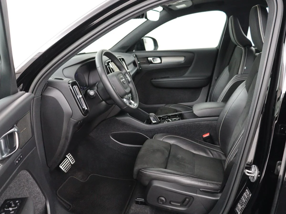 Volvo-XC40