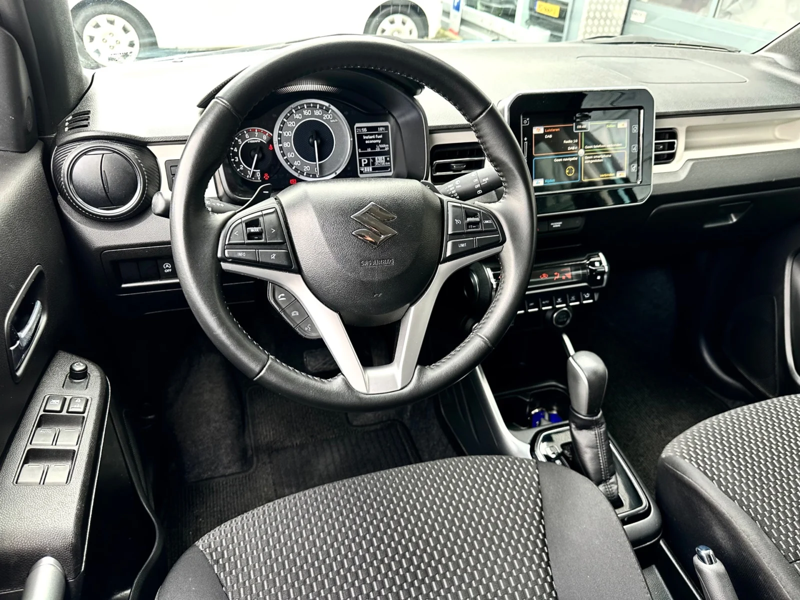Suzuki-Ignis