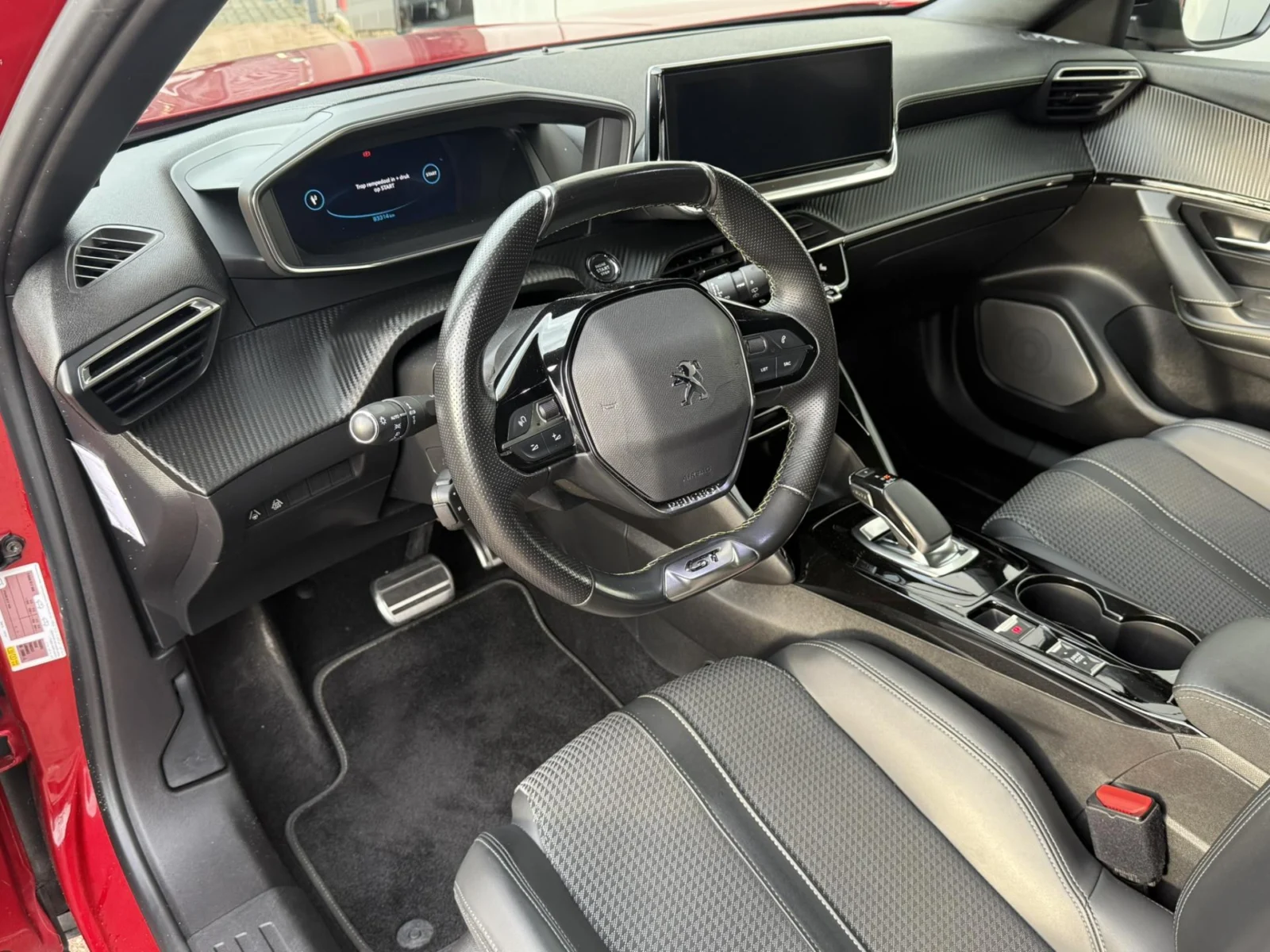 Peugeot e-2008 GT