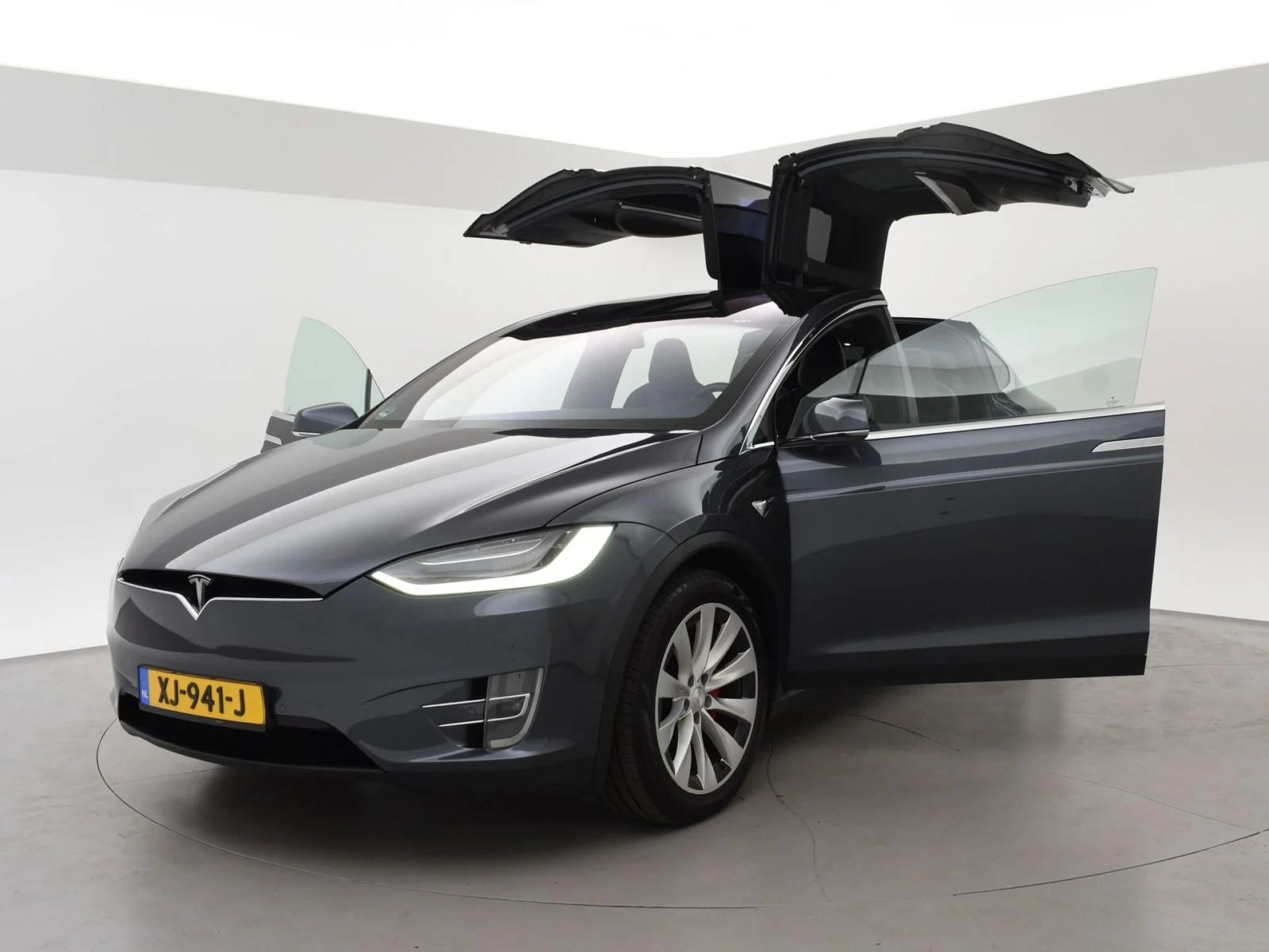 Tesla-Model X